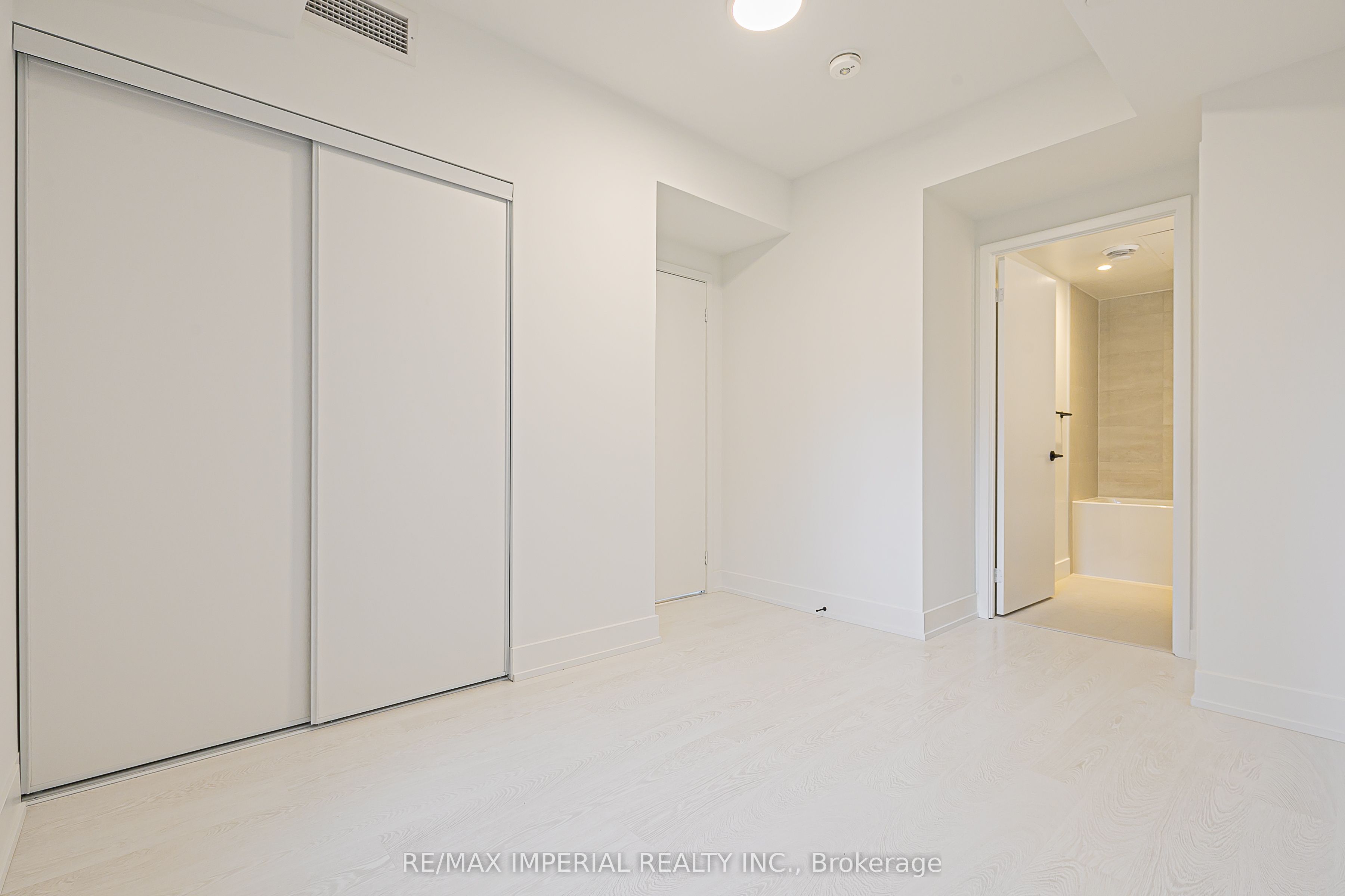 308 Jarvis Street 305 Property Photo 31