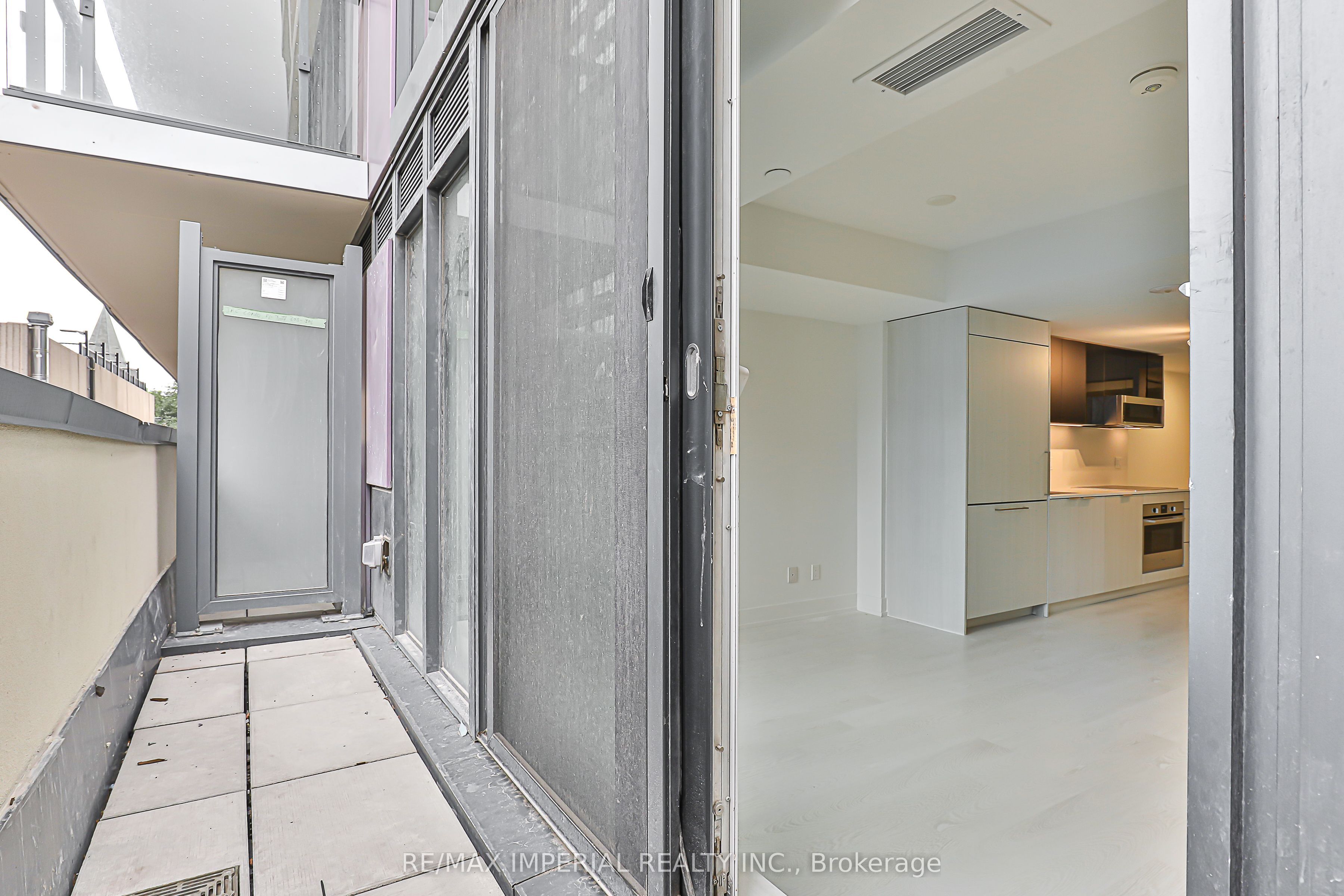 308 Jarvis Street 305 Property Photo 35