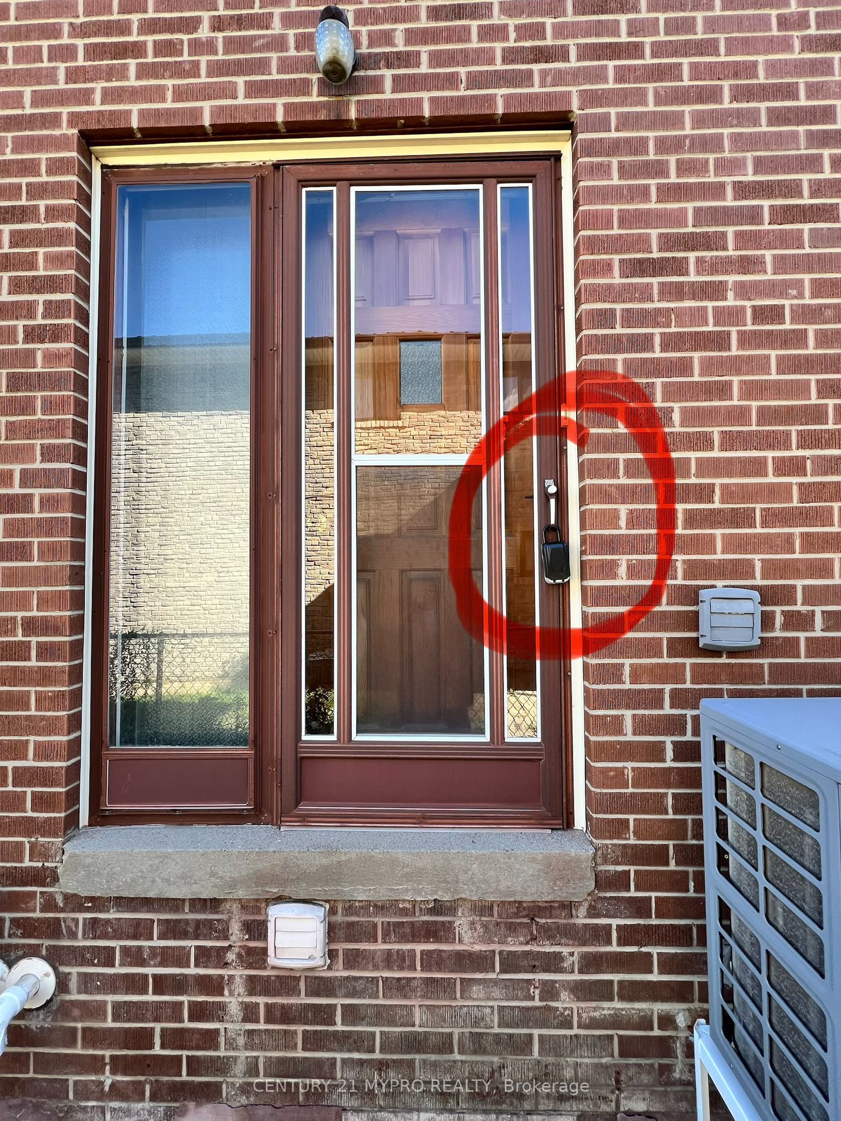 21 Taverly Road Property Photo 9