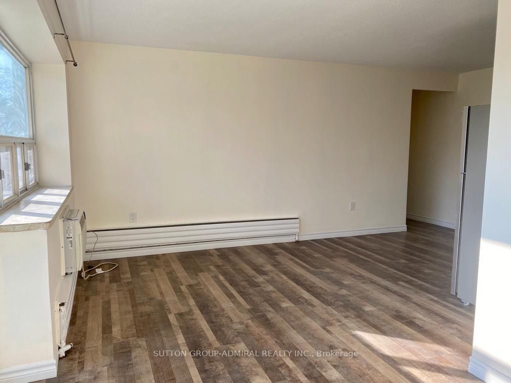 8 Kingsbridge Circuit S 108 Property Photo 12
