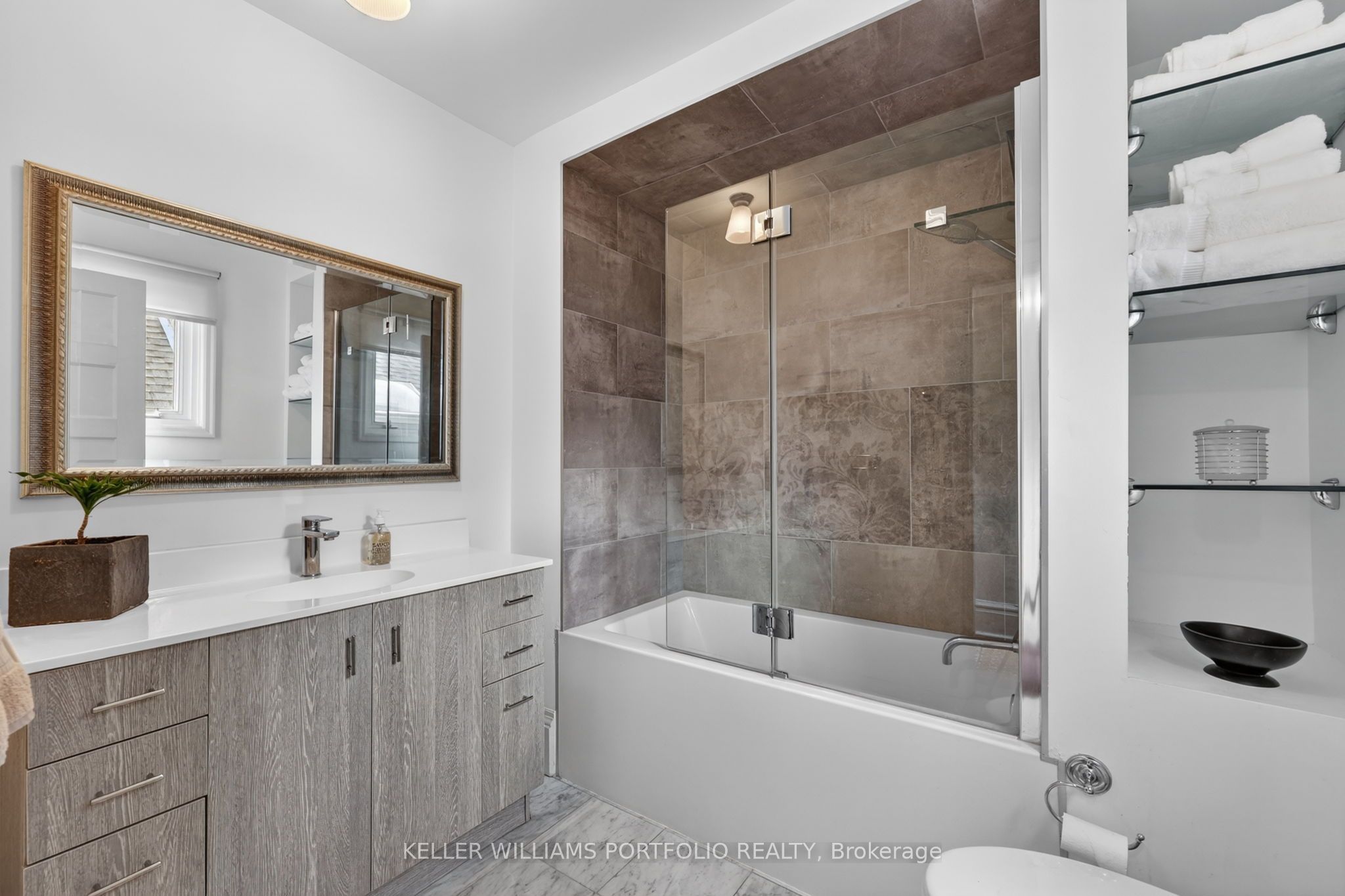 24 Bishop Street Property Photo 27