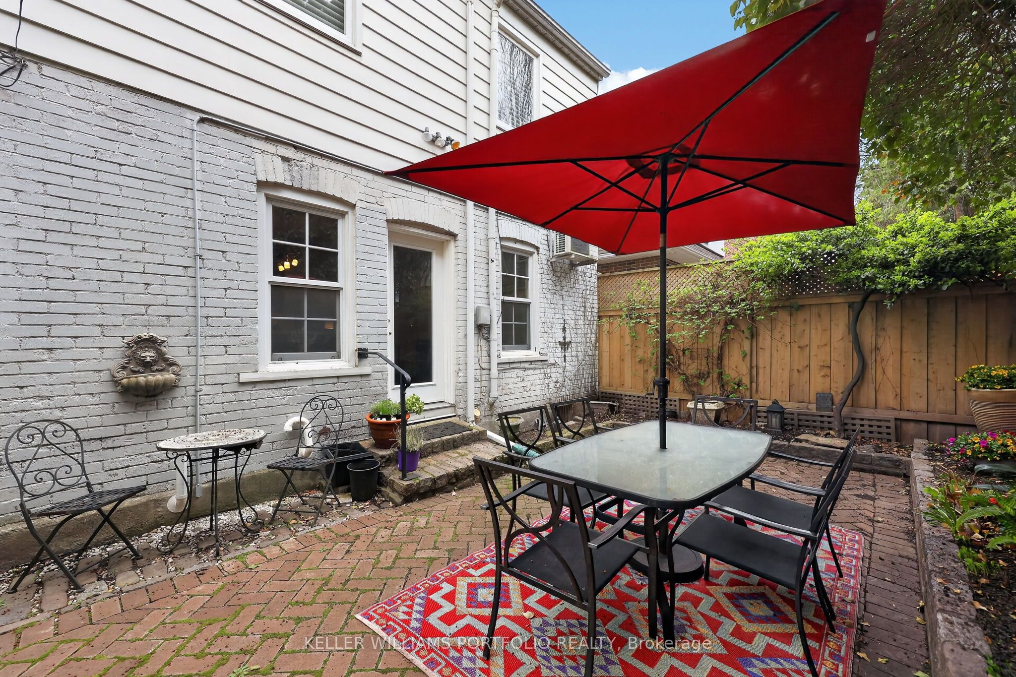 24 Bishop Street Property Photo 35
