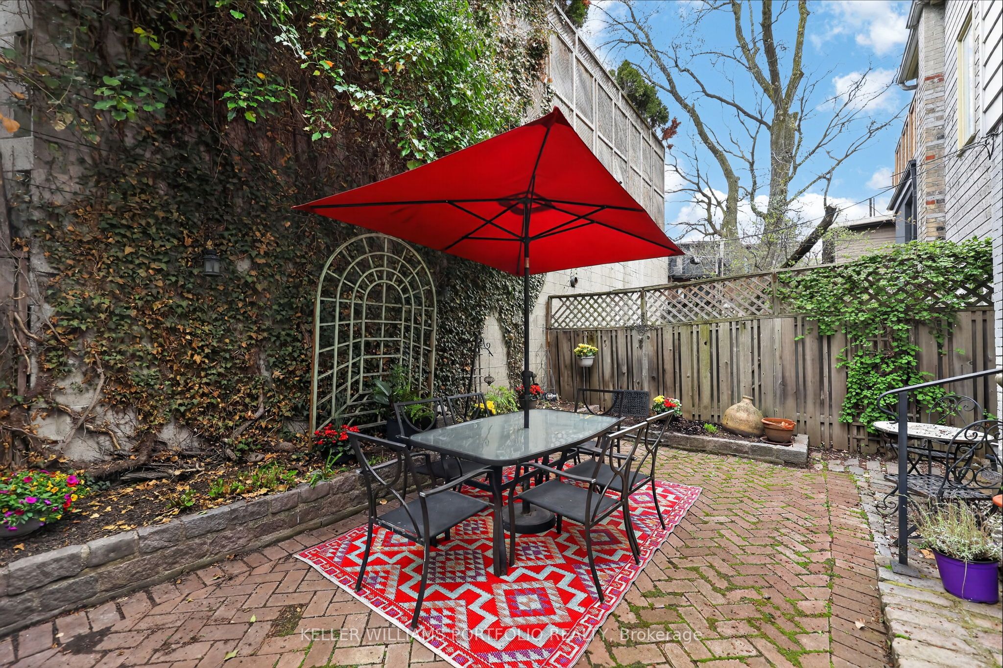 24 Bishop Street Property Photo 36