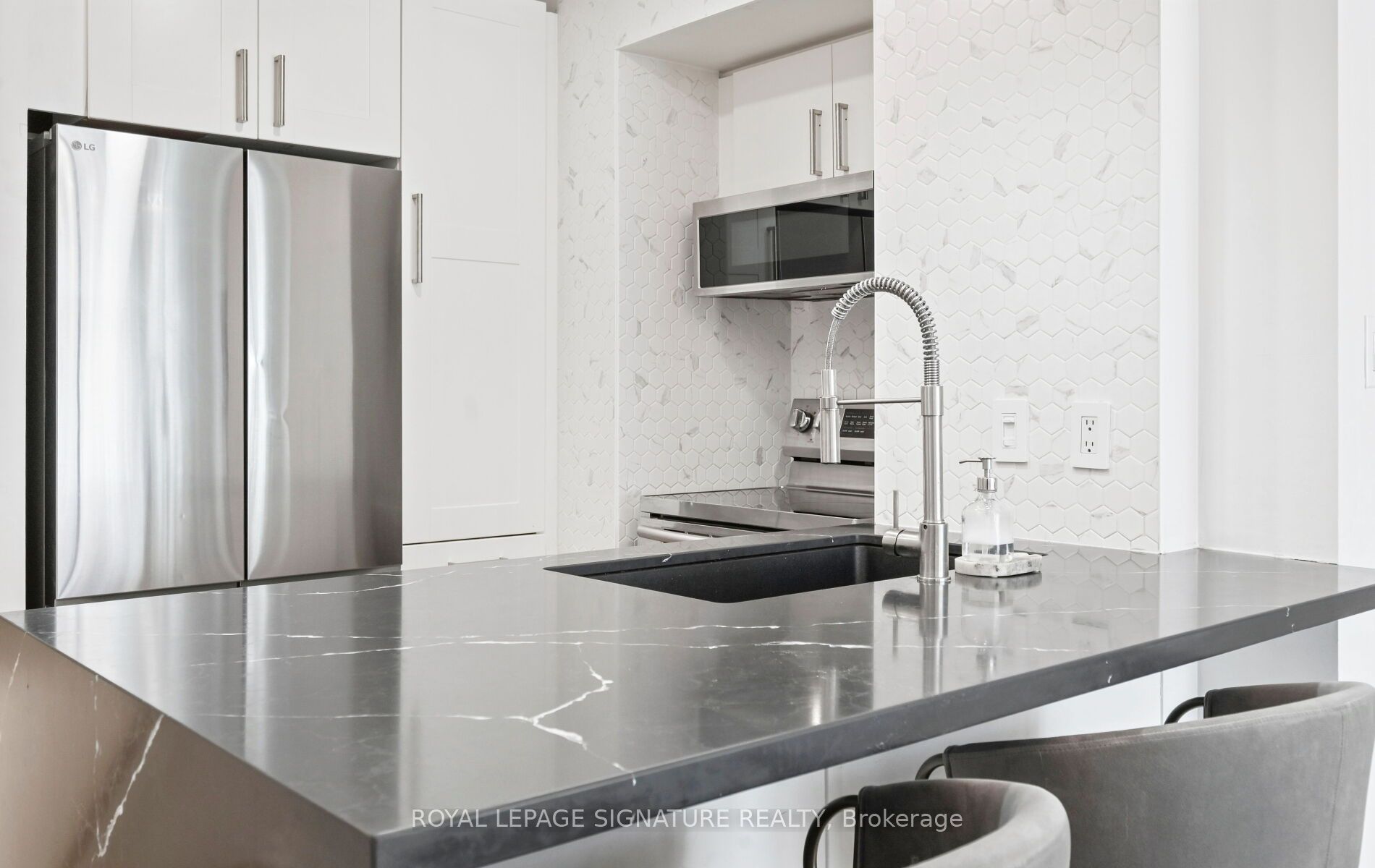 36 Stadium Road 555 Property Photo 11