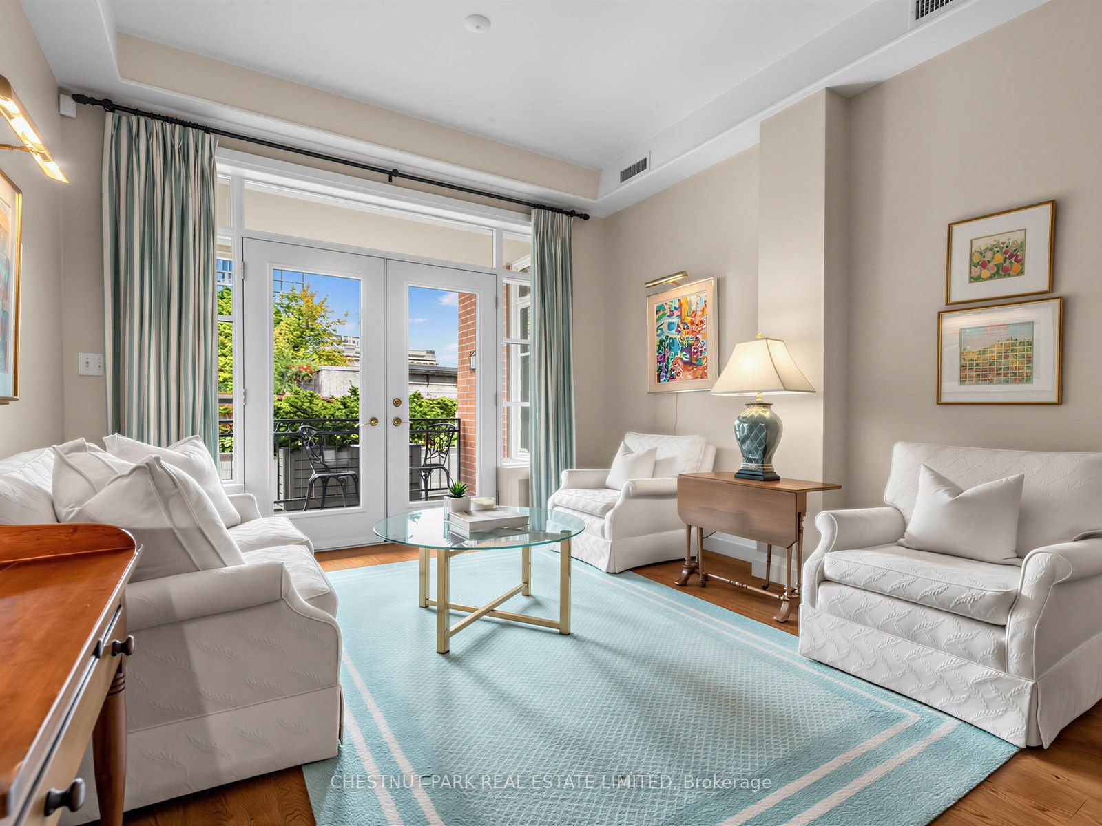 21 Shaftesbury Avenue 104 Property Photo 5