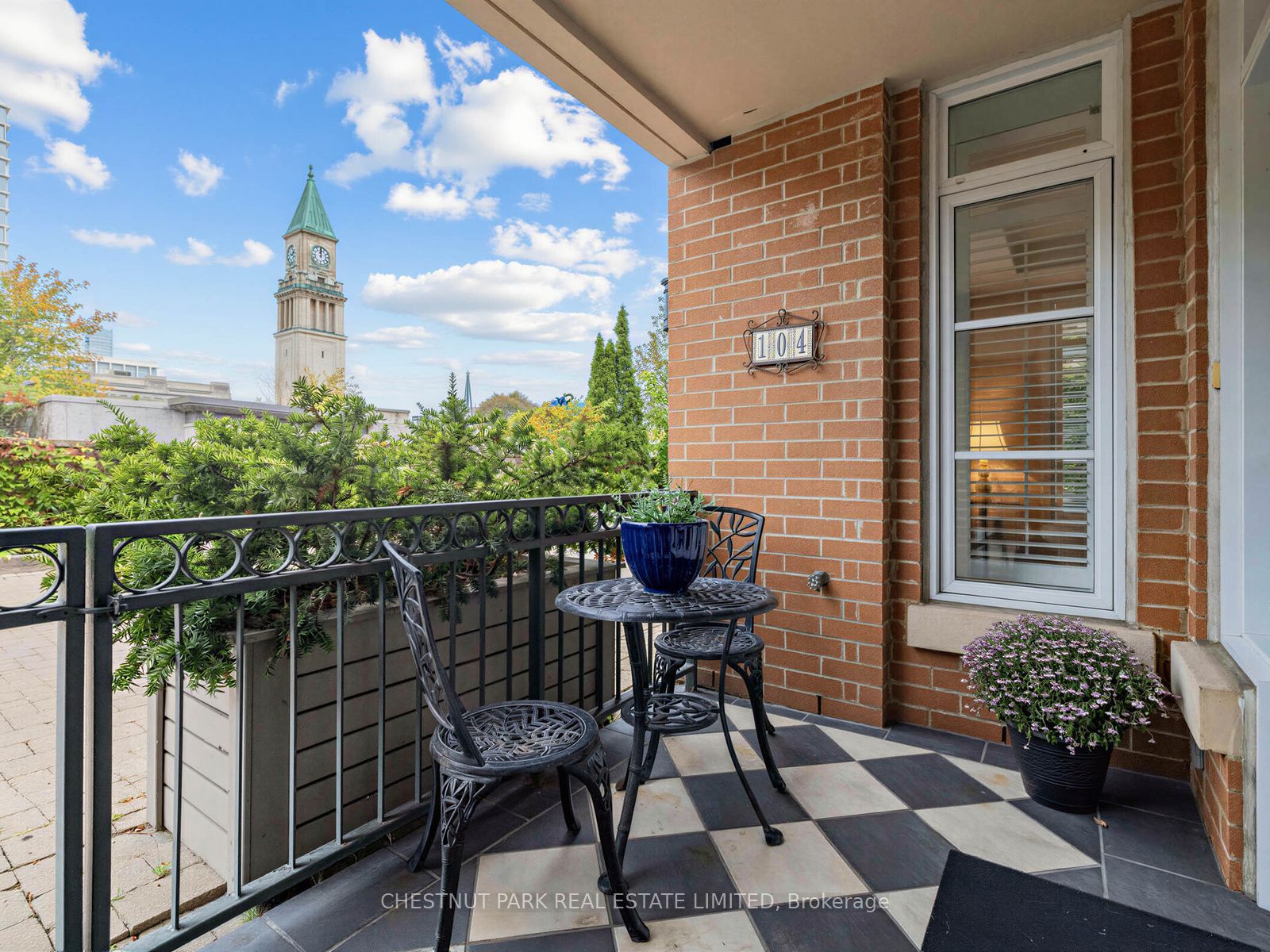 21 Shaftesbury Avenue 104 Property Photo 7