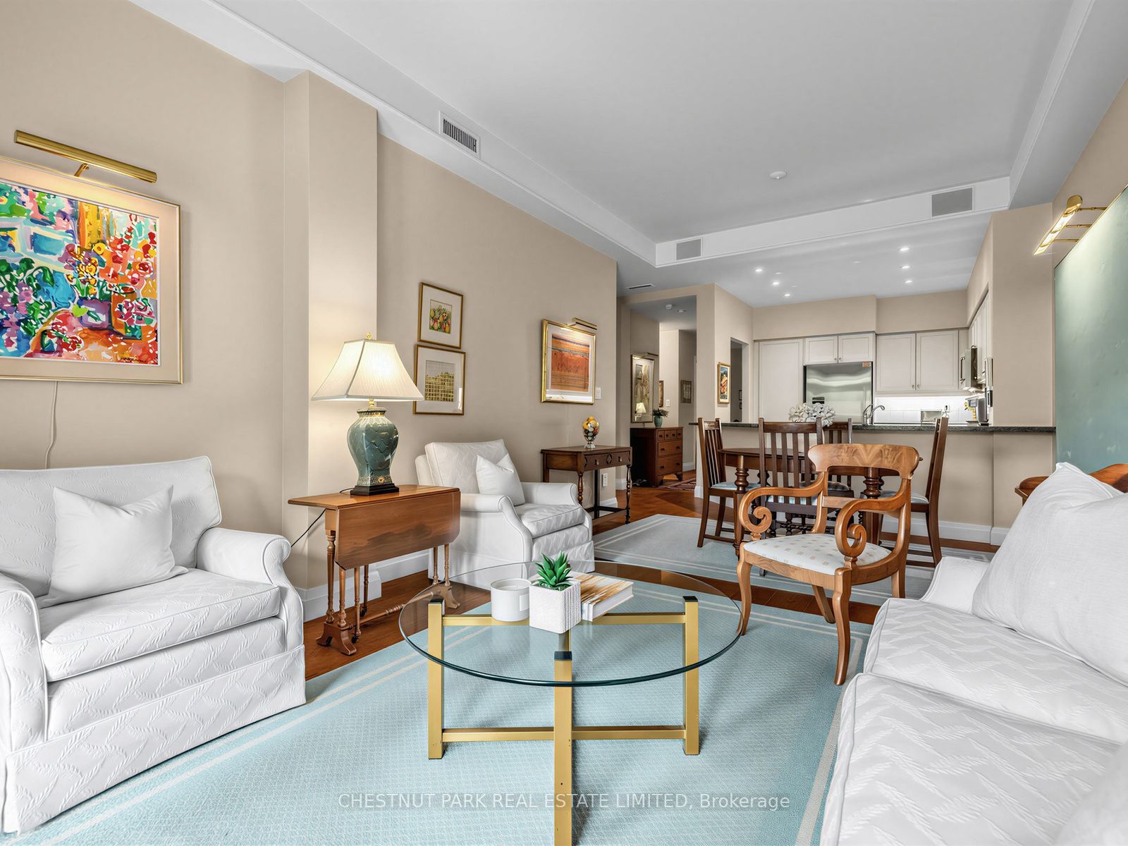 21 Shaftesbury Avenue 104 Property Photo 8
