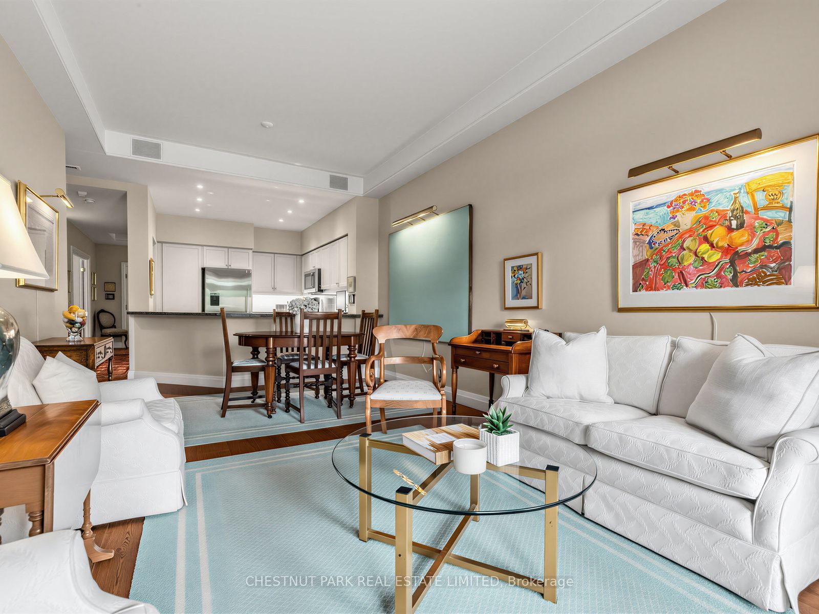 21 Shaftesbury Avenue 104 Property Photo 9