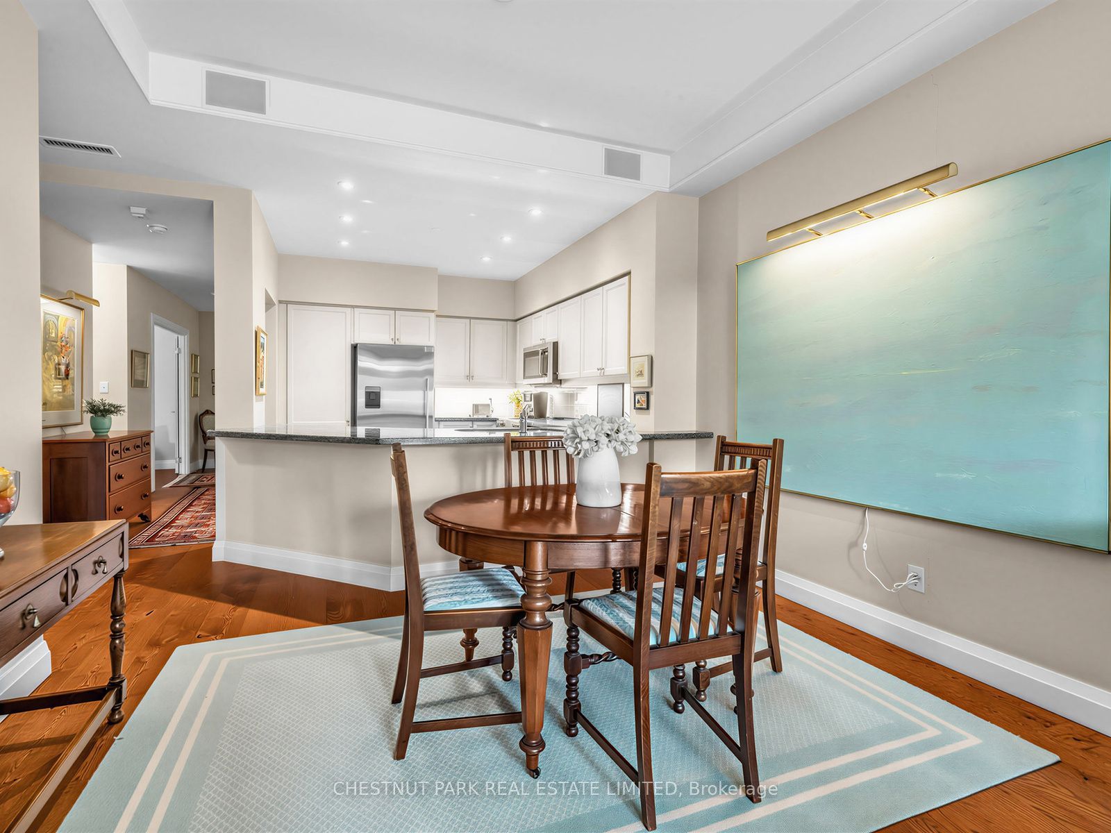 21 Shaftesbury Avenue 104 Property Photo 11