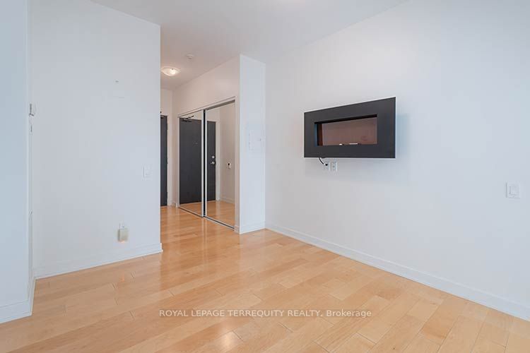 33 Charles Street E 3902 Property Photo 20