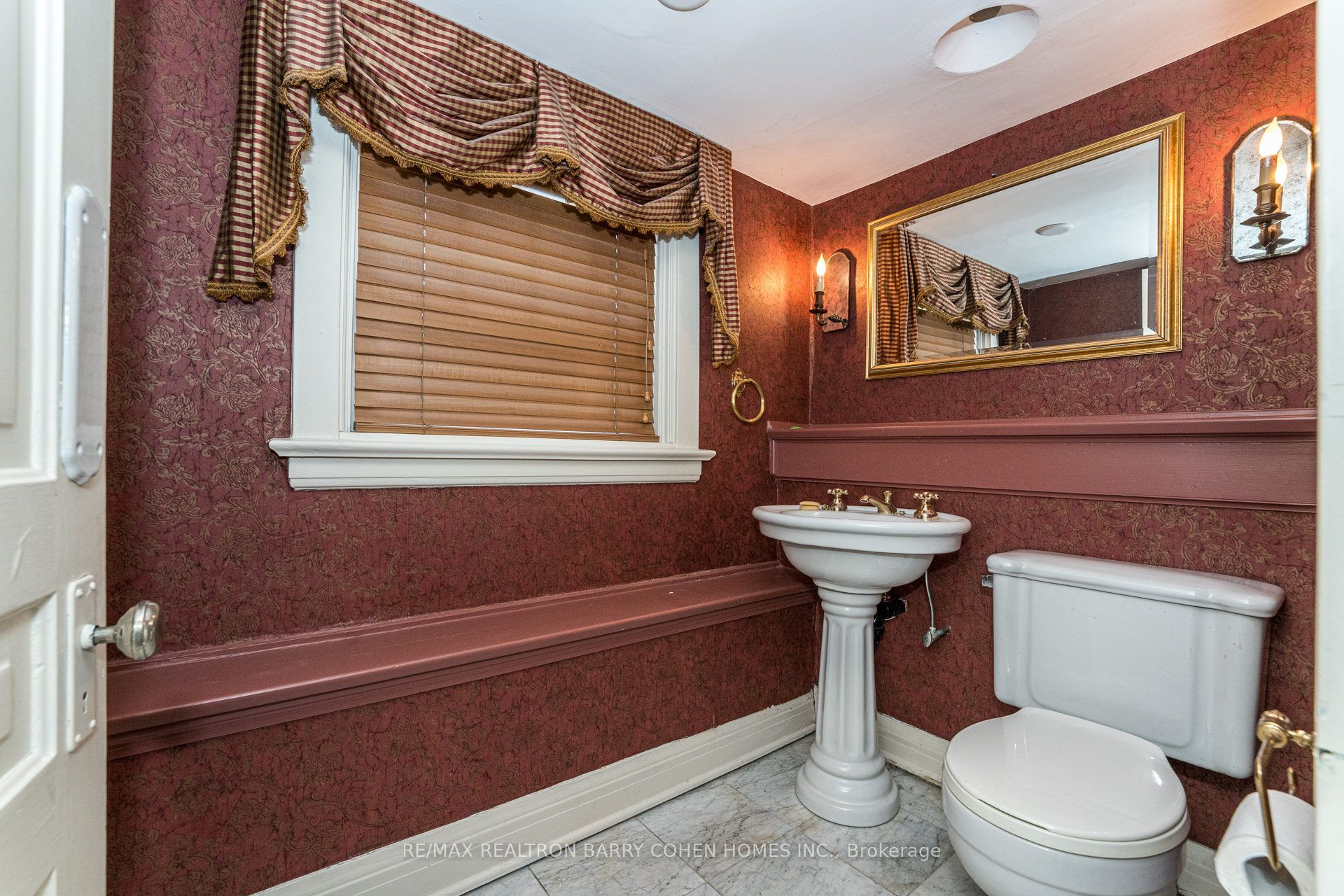 28 Dunvegan Road Property Photo 16