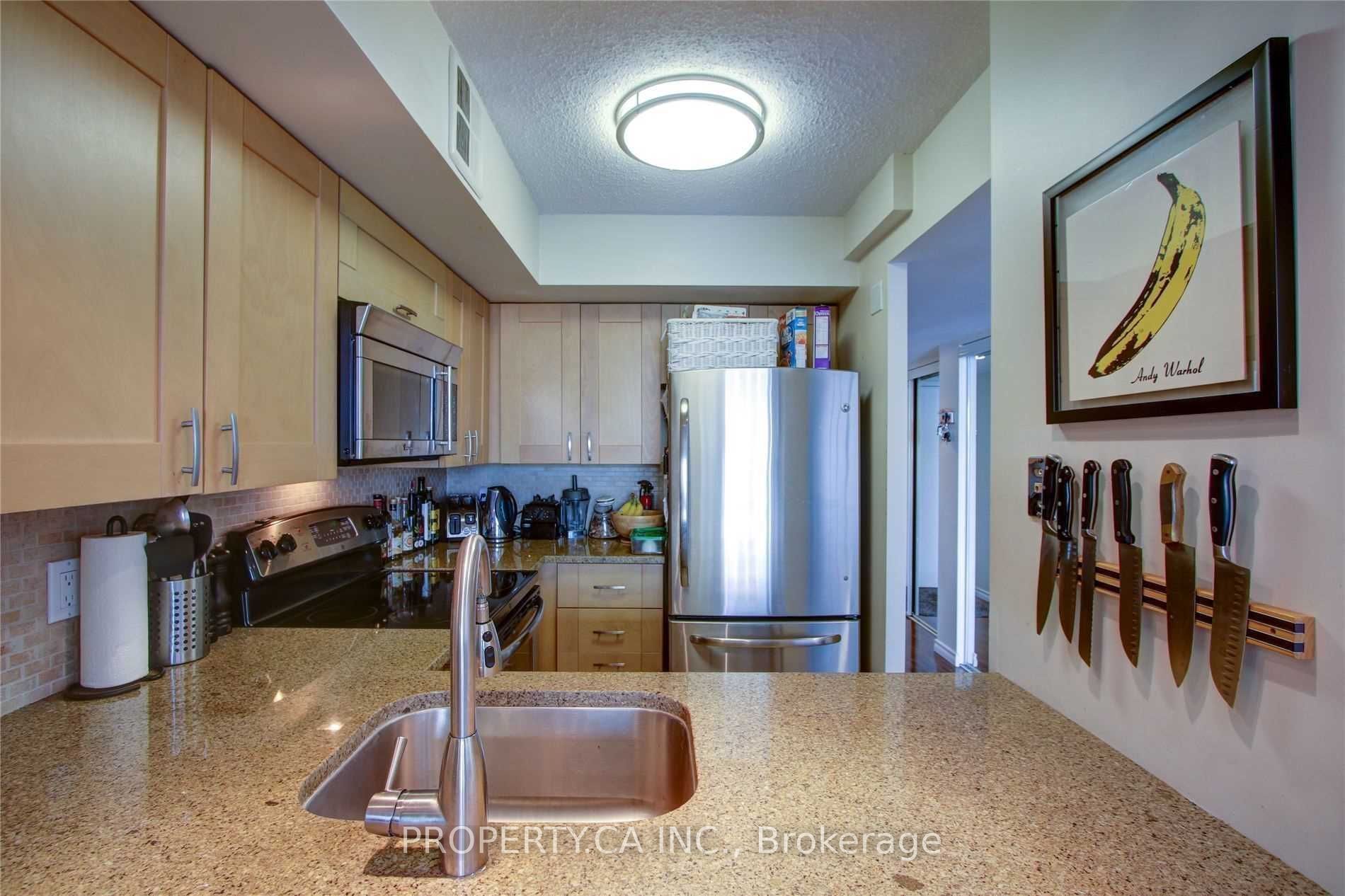 92 King Street E 606 Property Photo 7