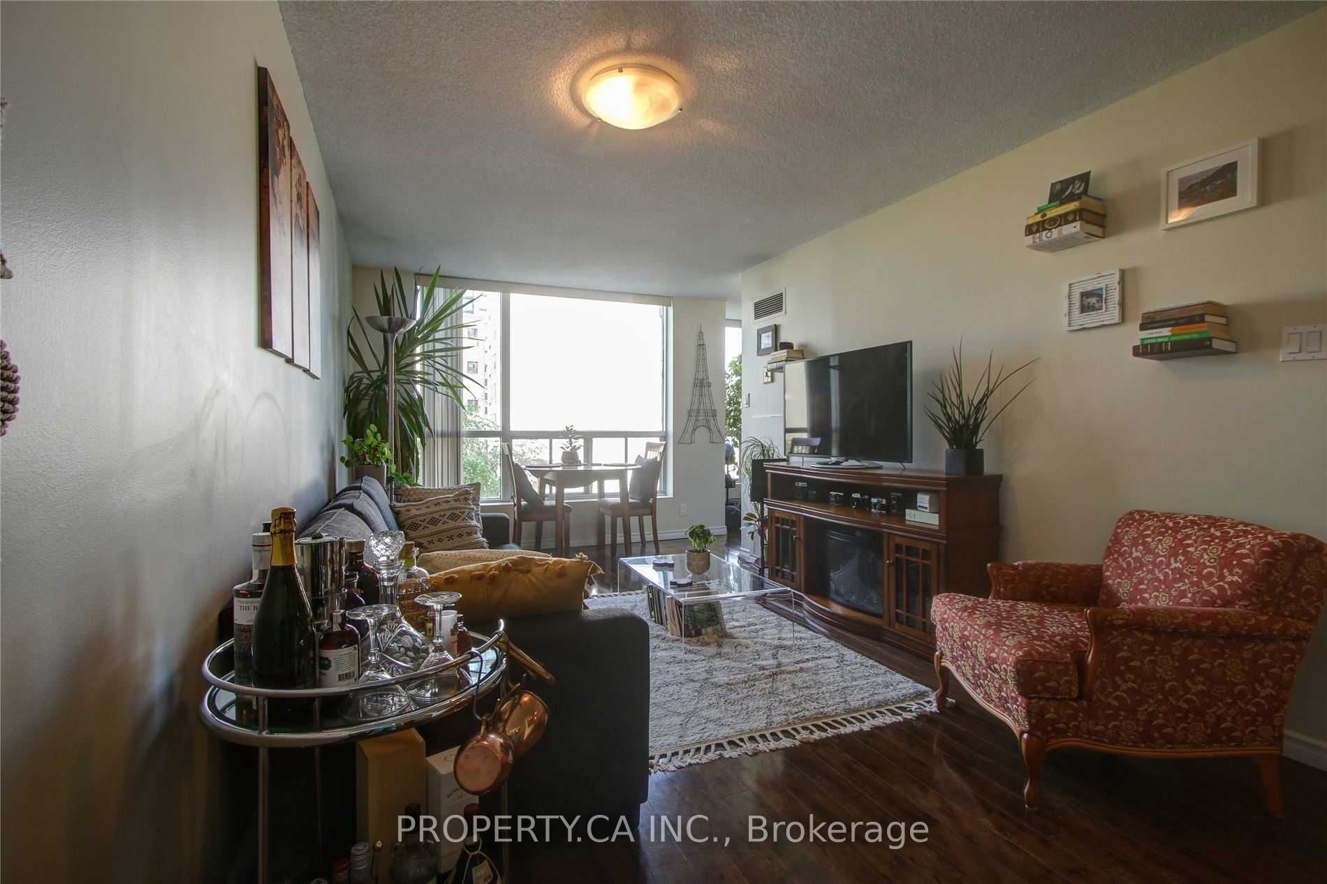 92 King Street E 606 Property Photo 8