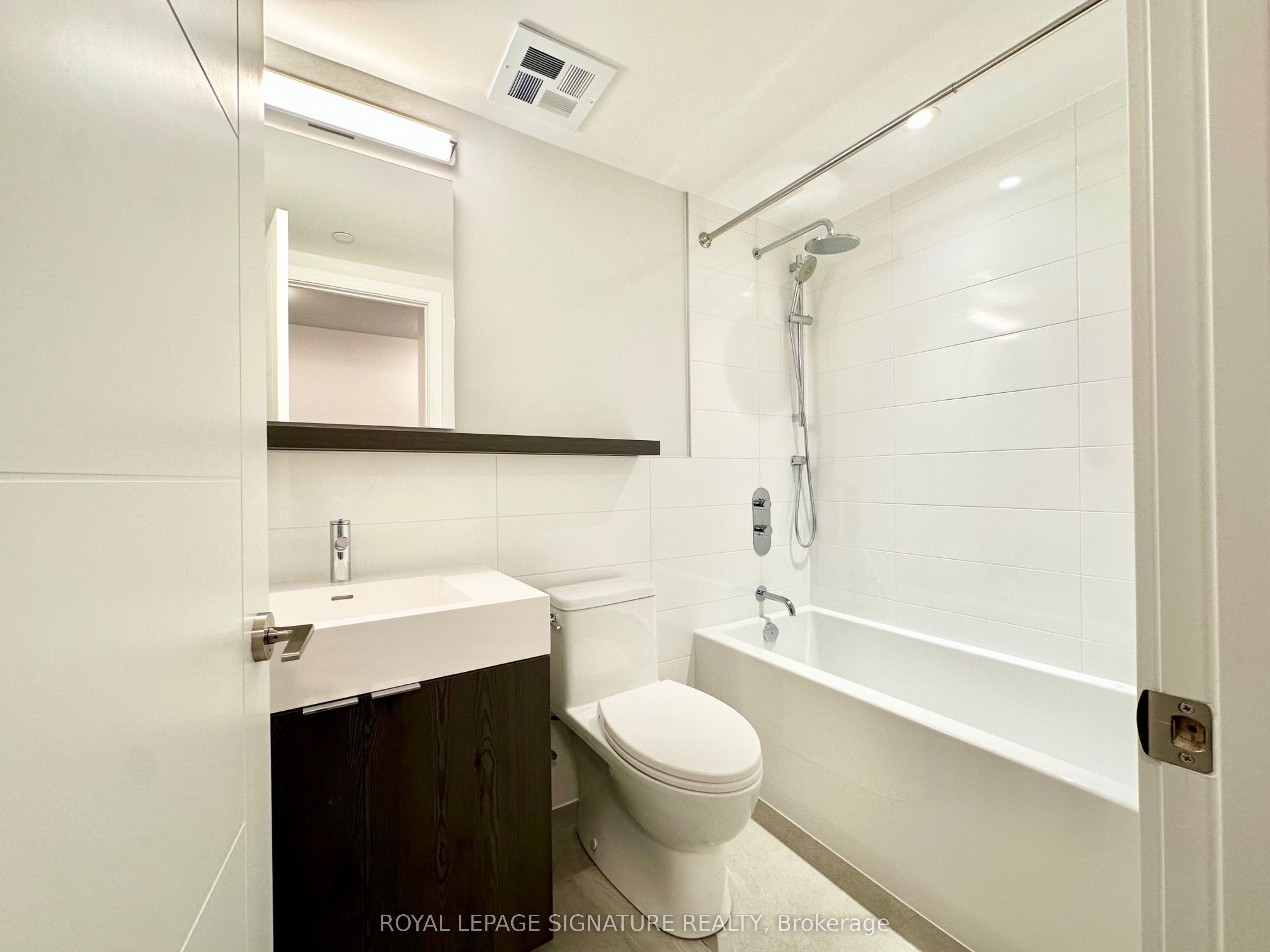 664 Spadina Avenue 604 Property Photo 5
