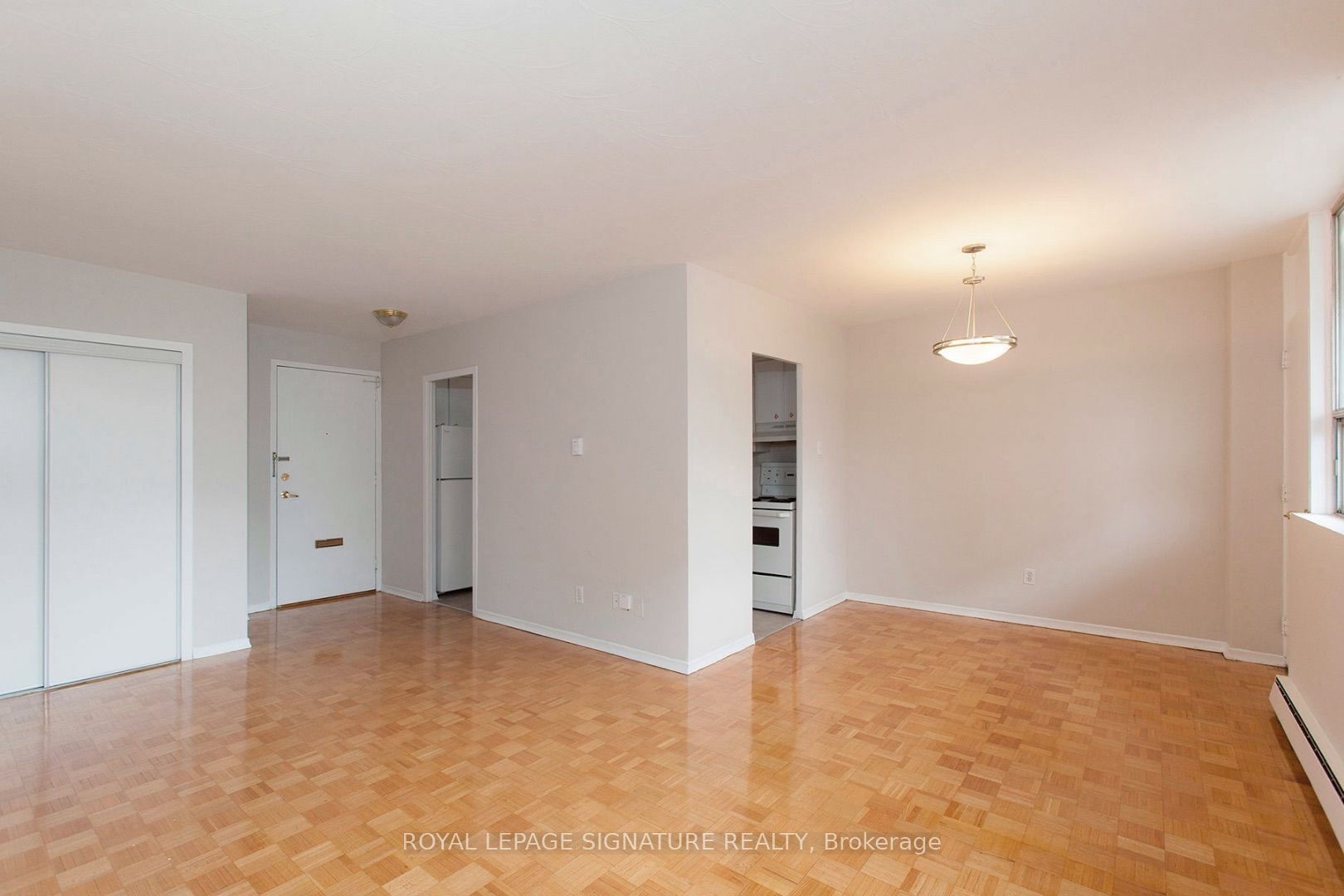 525 Eglinton Avenue E 601 Property Photo 1