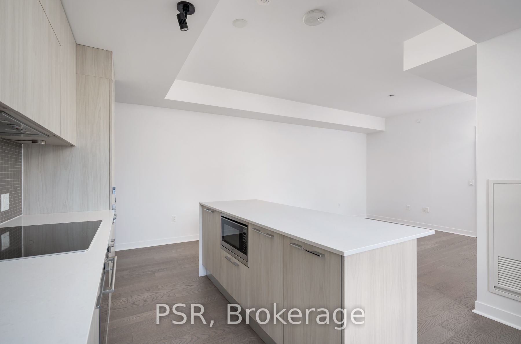 501 Adelaide Street W 401 Property Photo 10