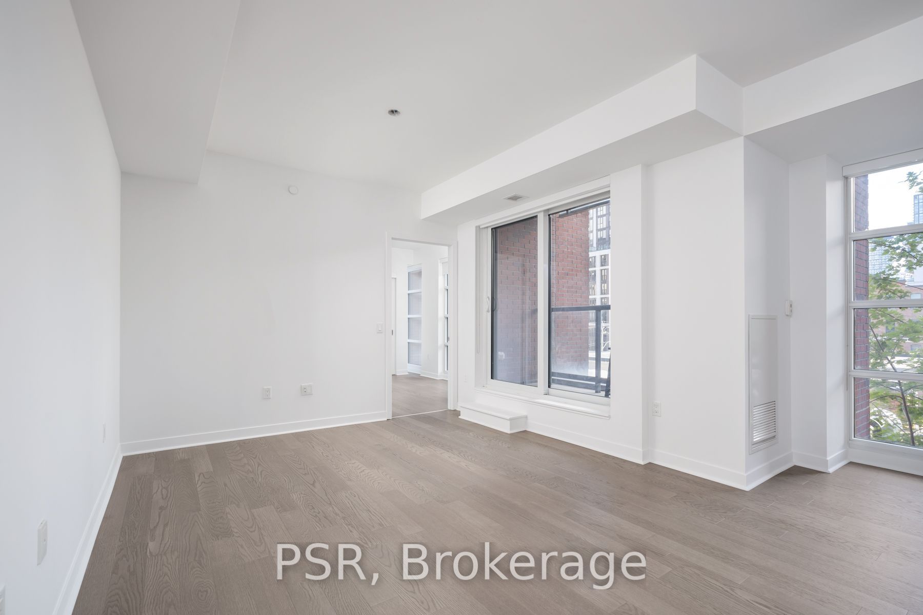 501 Adelaide Street W 401 Property Photo 12