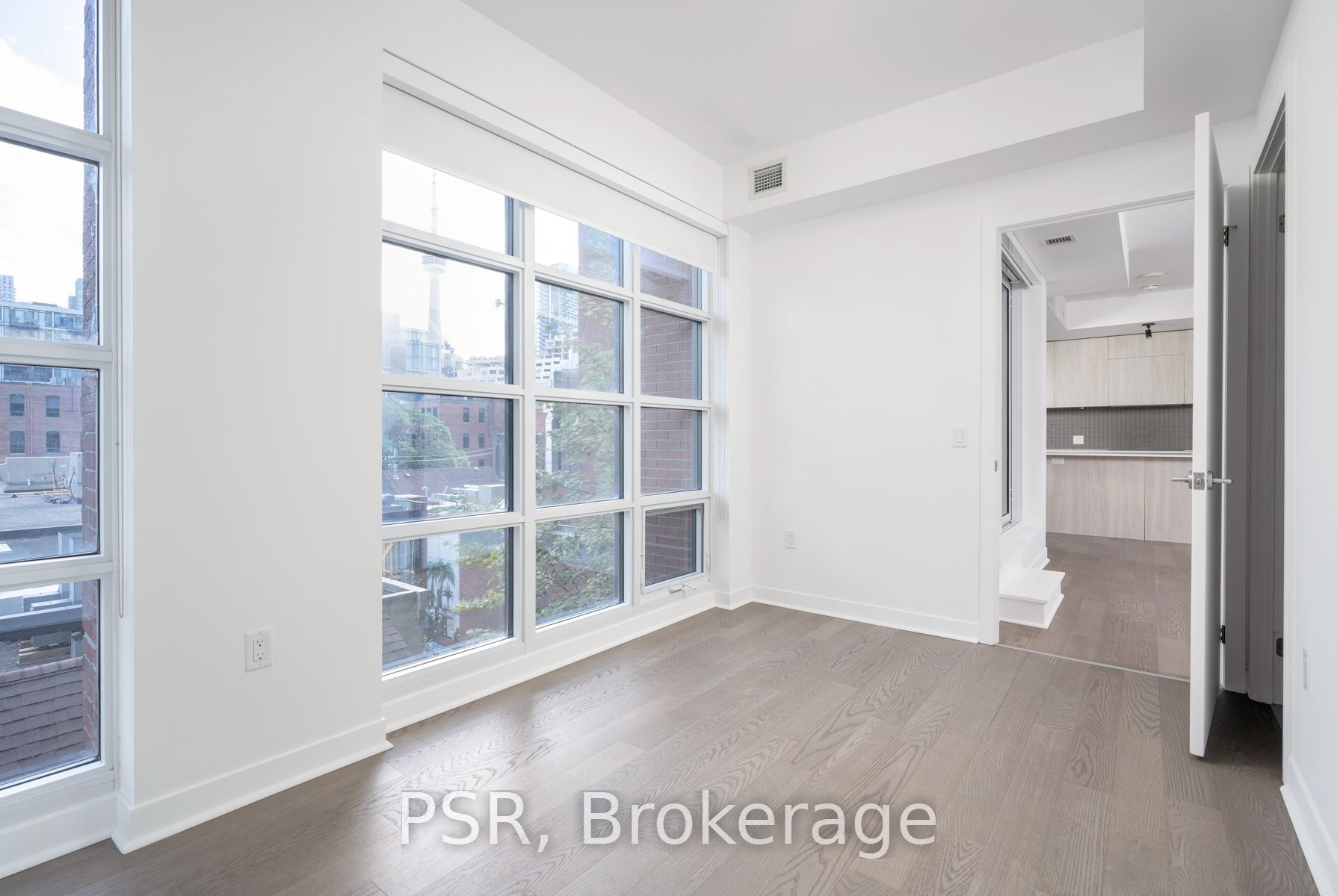 501 Adelaide Street W 401 Property Photo 16