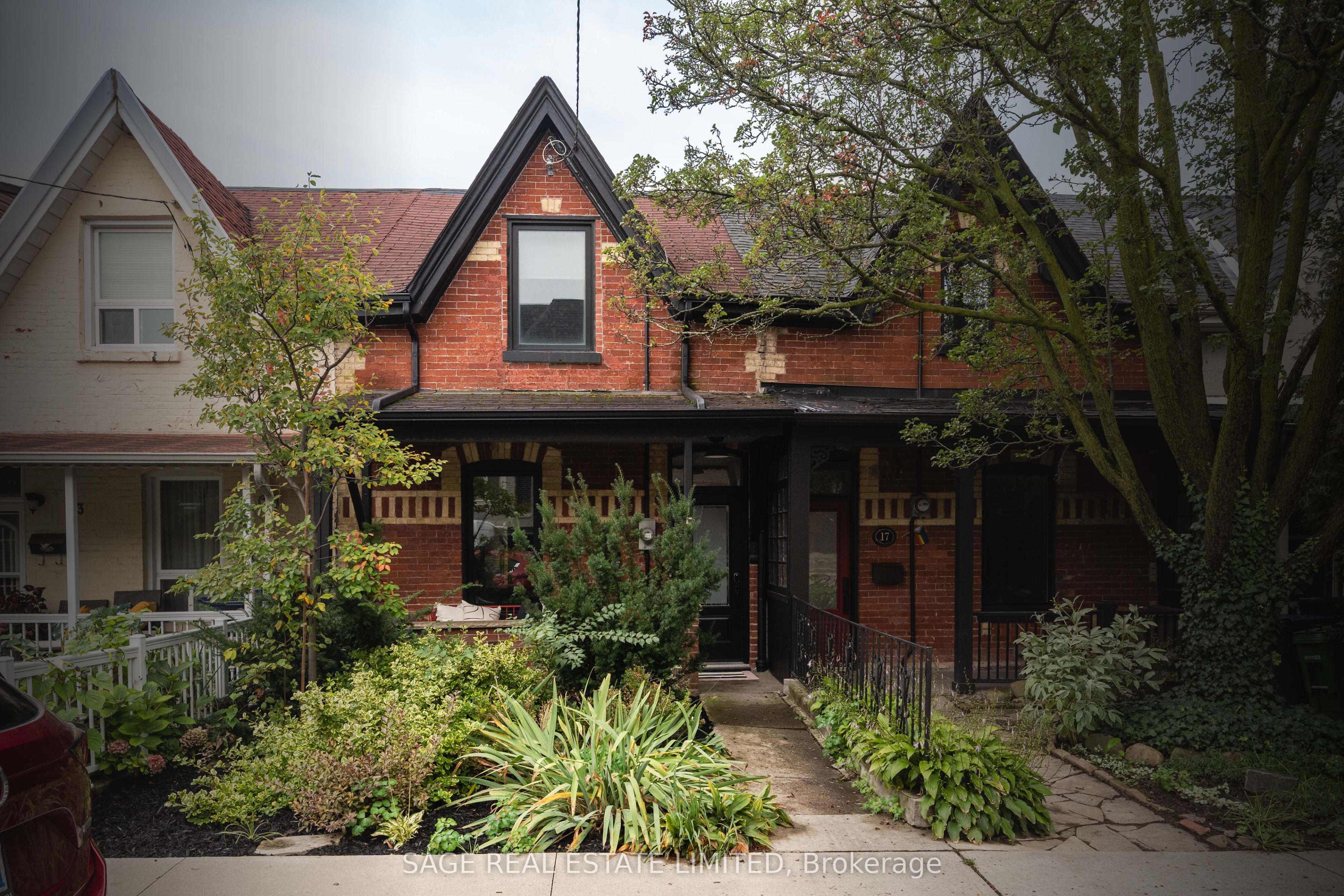 15 Crocker Avenue Property Photo 1