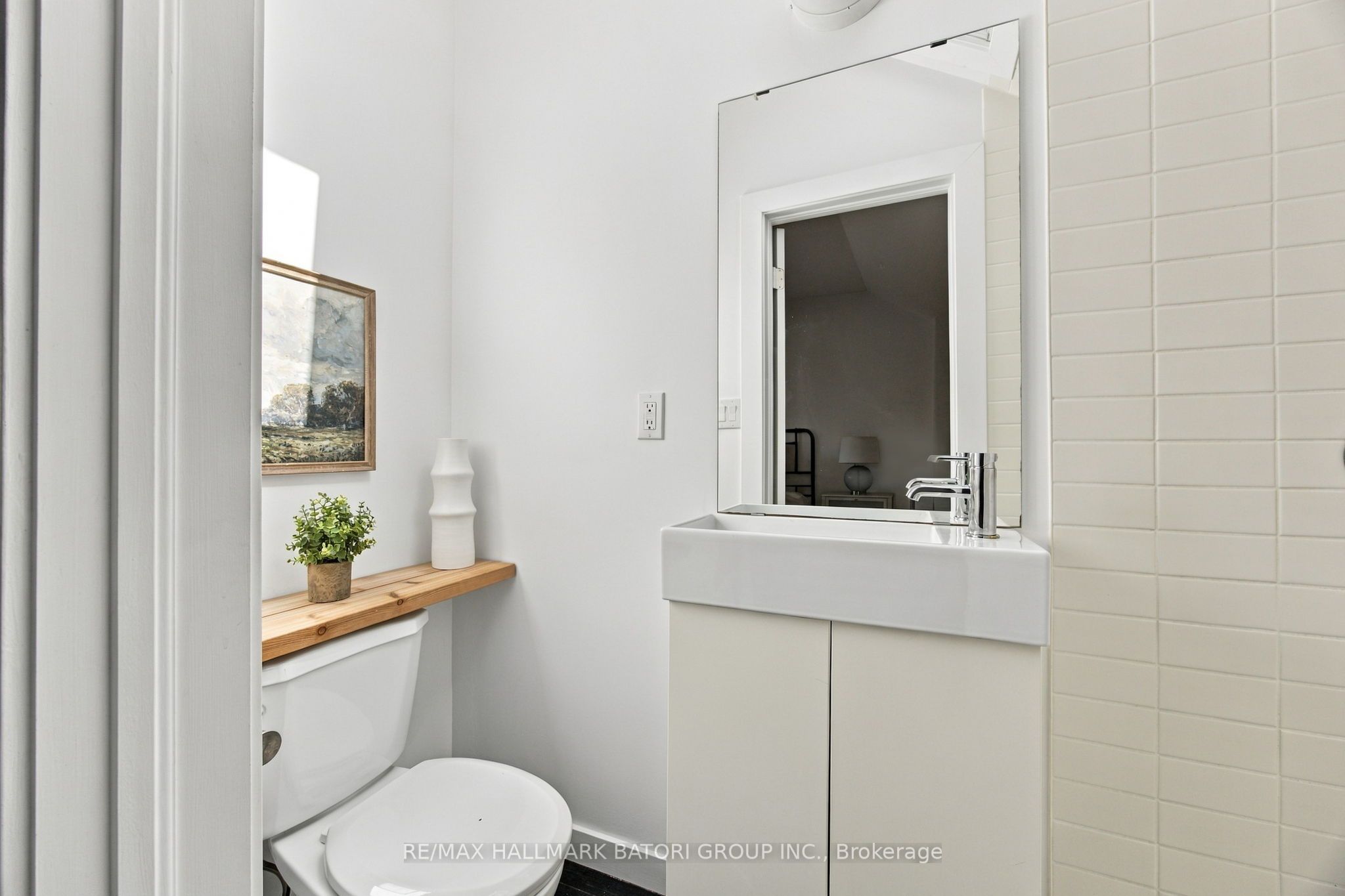128 Wells Street Property Photo 32