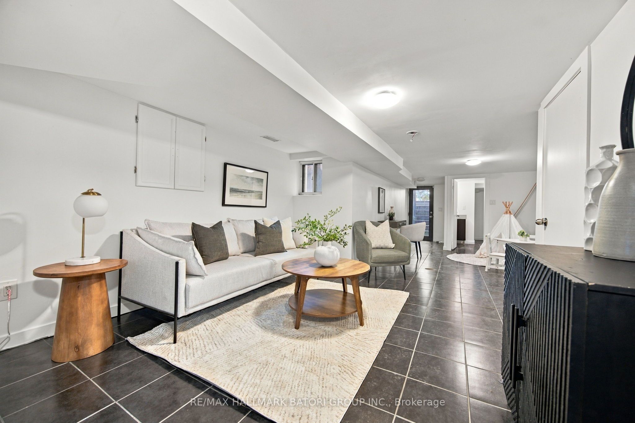 128 Wells Street Property Photo 36