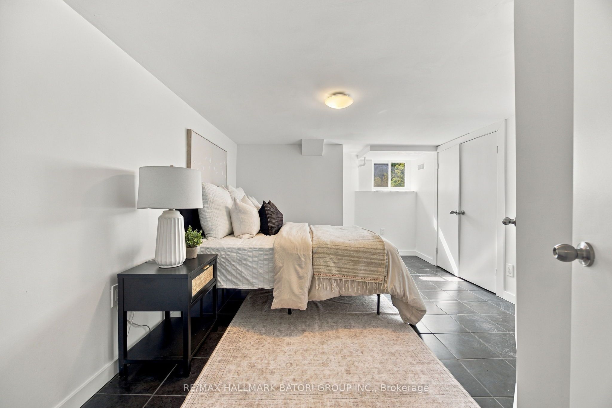 128 Wells Street Property Photo 39