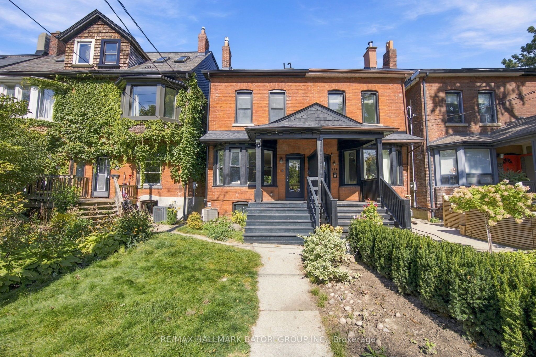 128 Wells Street Property Photo 43