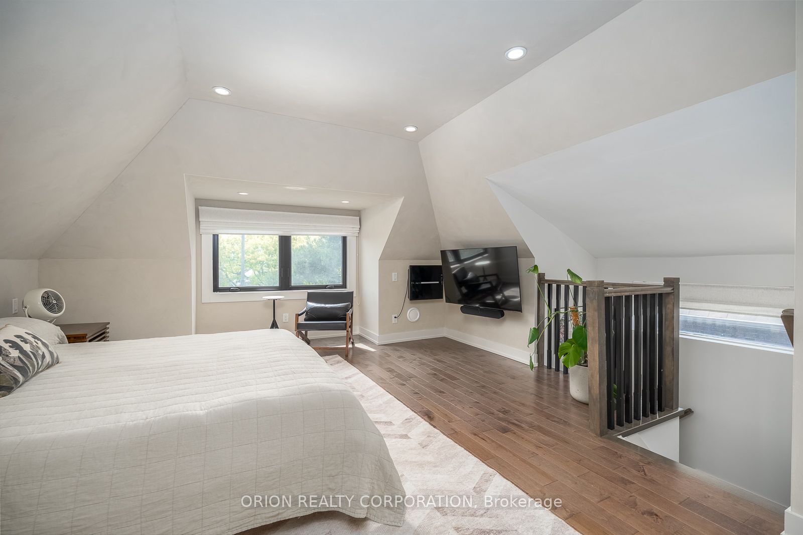 185 Glenholme Avenue Property Photo 28