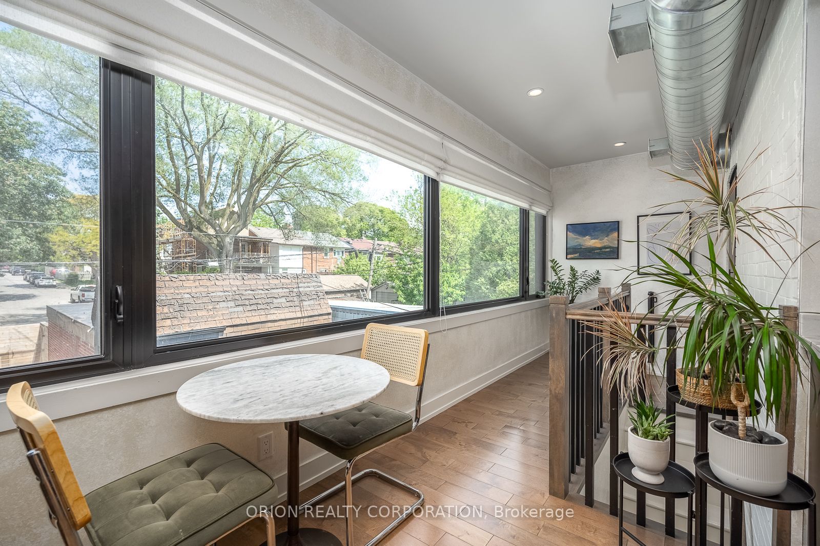 185 Glenholme Avenue Unit A Property Photo 5