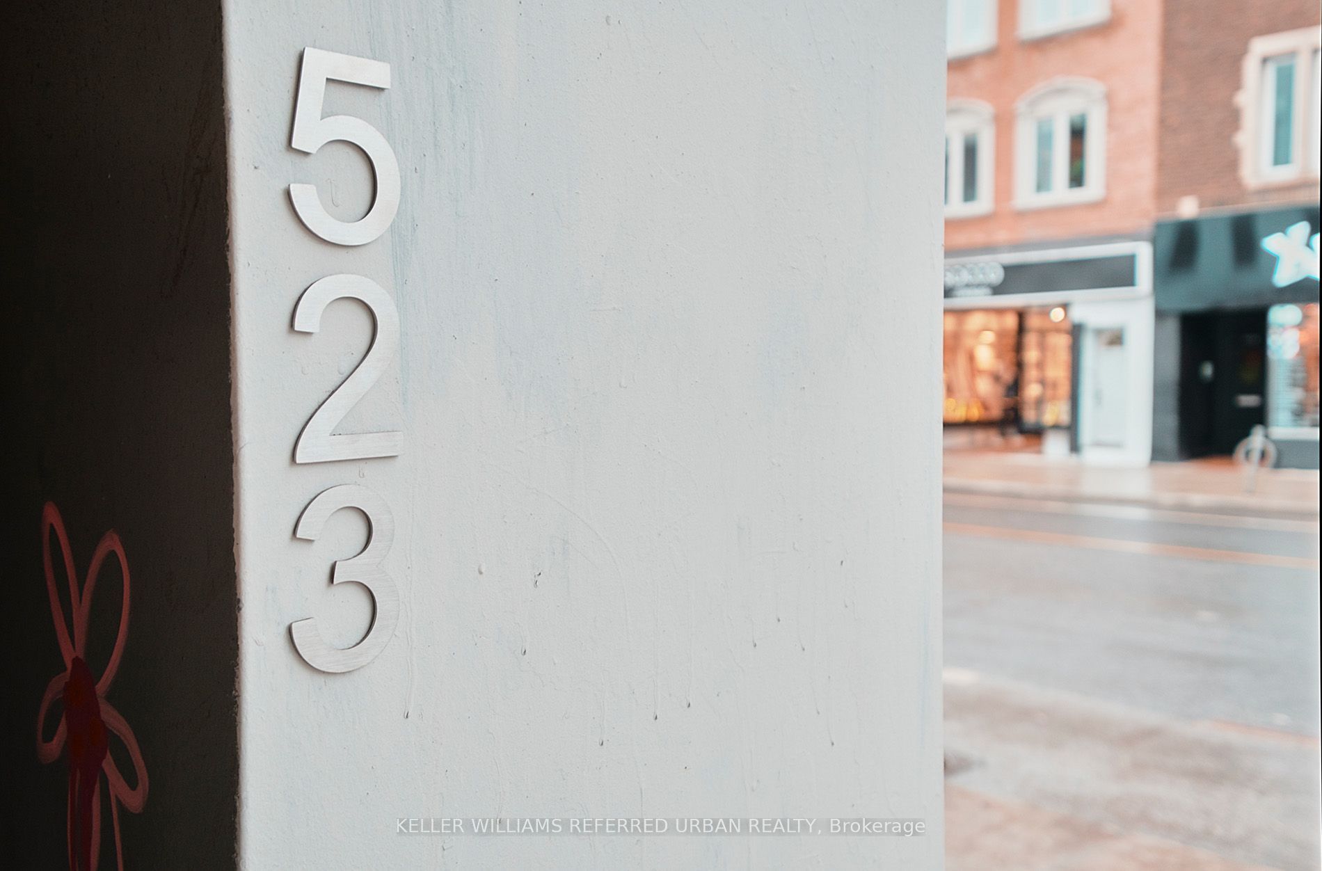 523 Bloor Street W 1 Property Photo 1