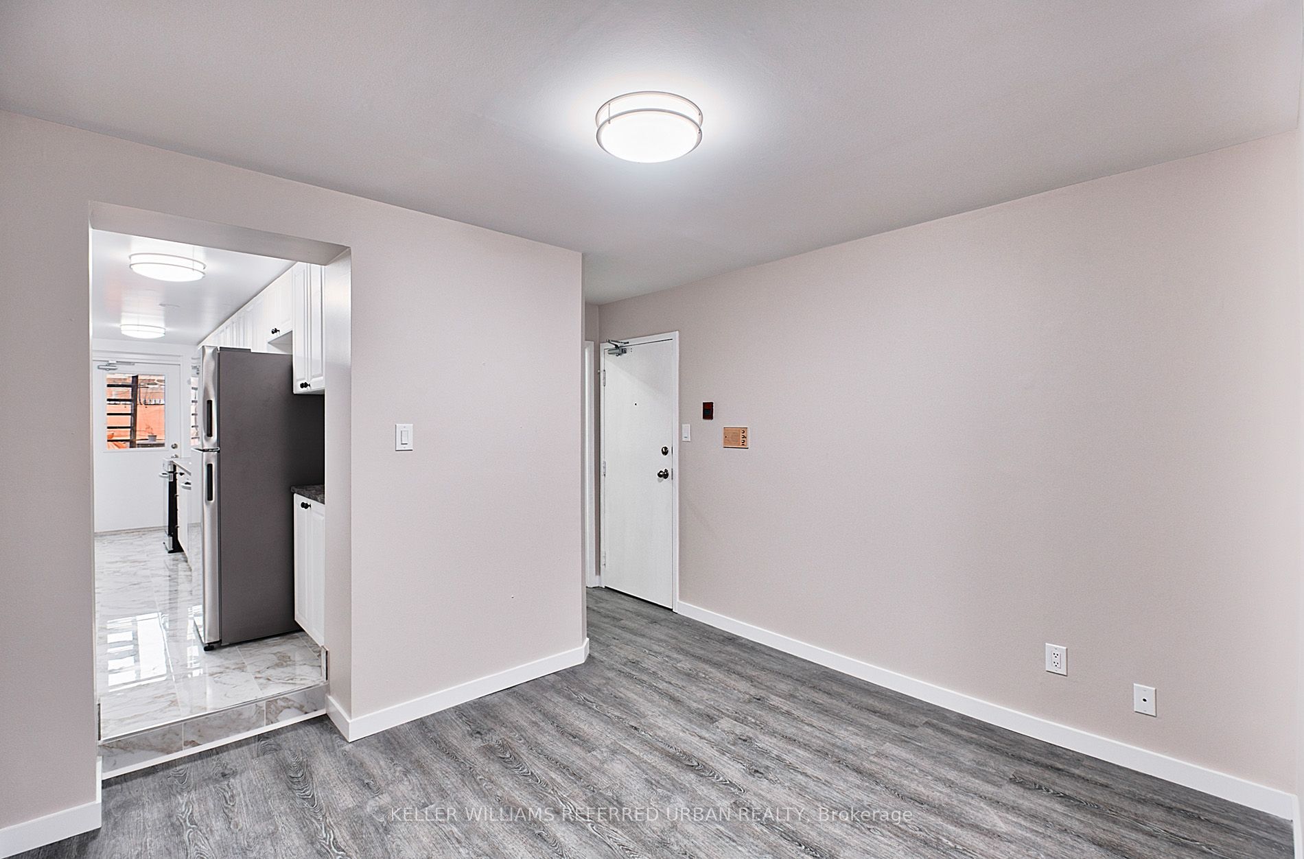 523 Bloor Street W 1 Property Photo 8