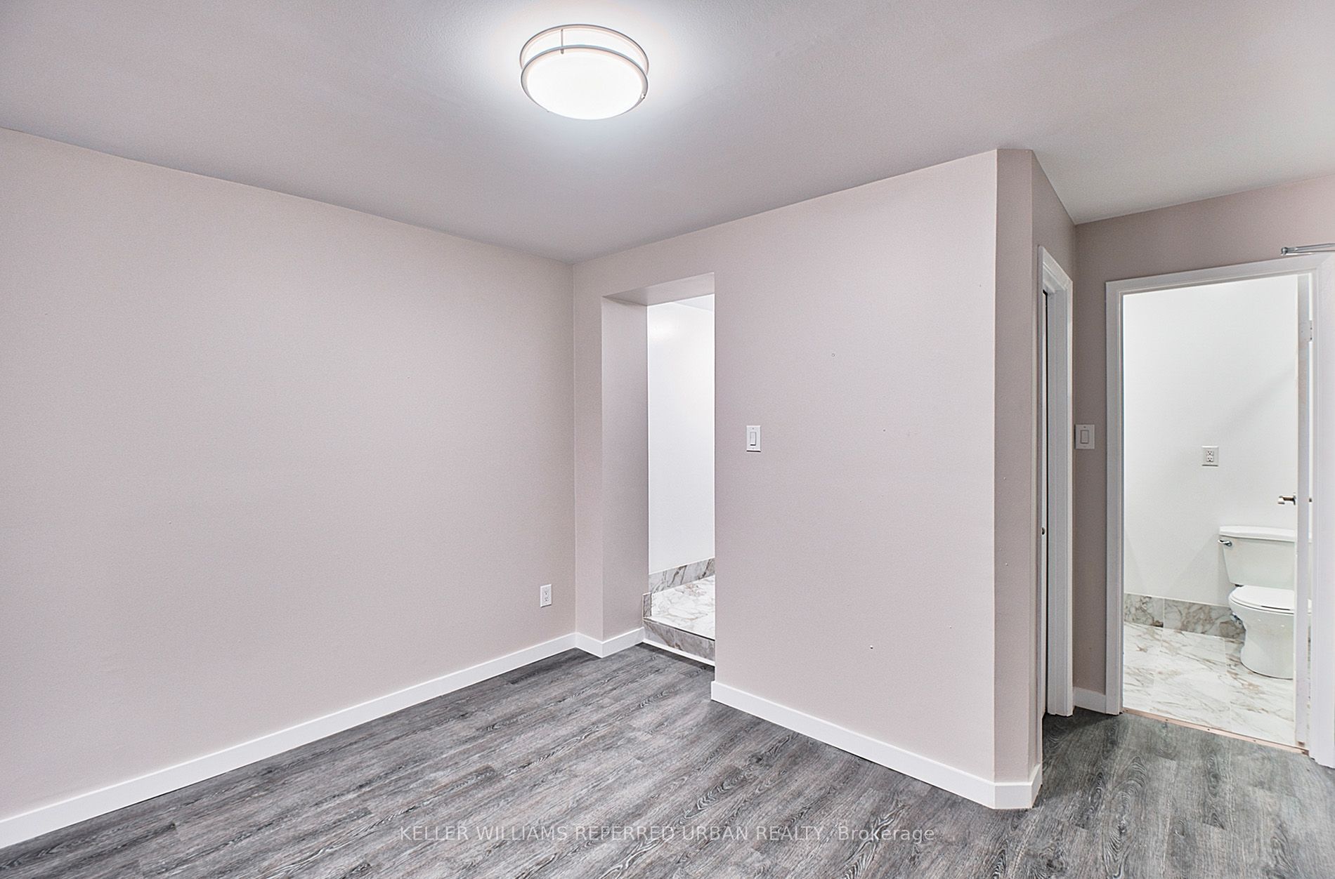 523 Bloor Street W 1 Property Photo 11