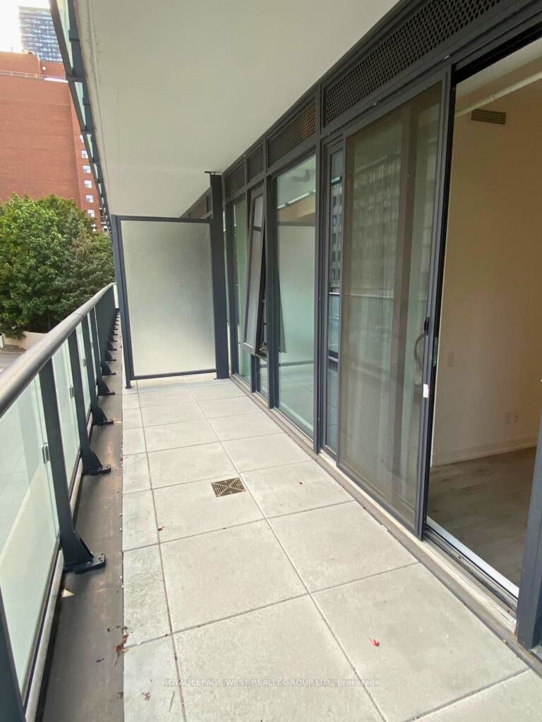 161 Roehampton Avenue 217 Property Photo 13