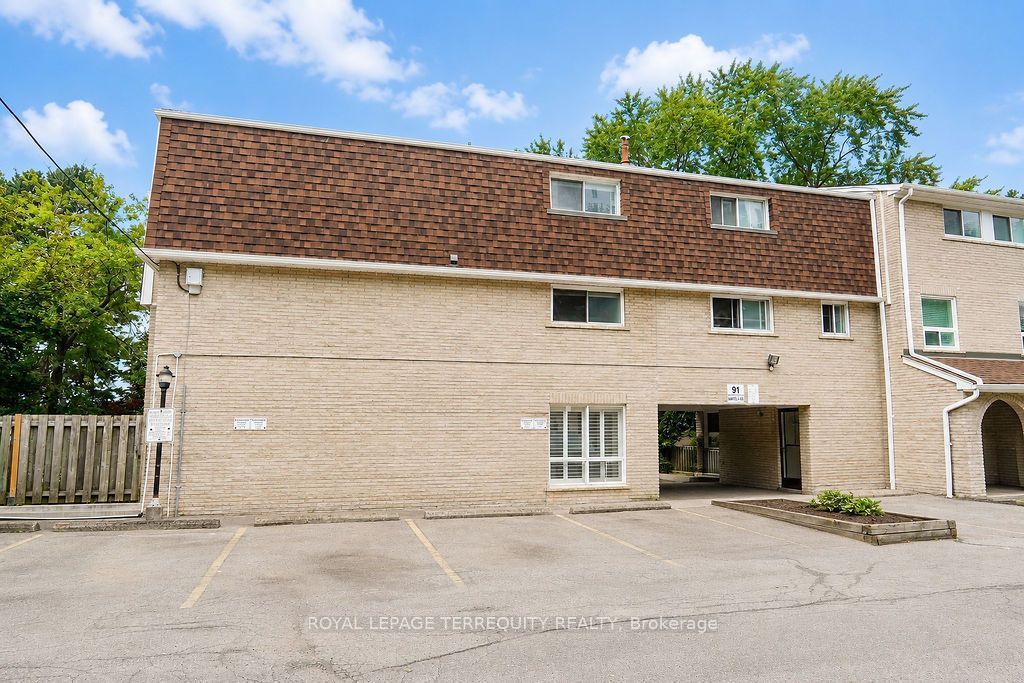 91 Rameau Drive 7 Property Photo 4