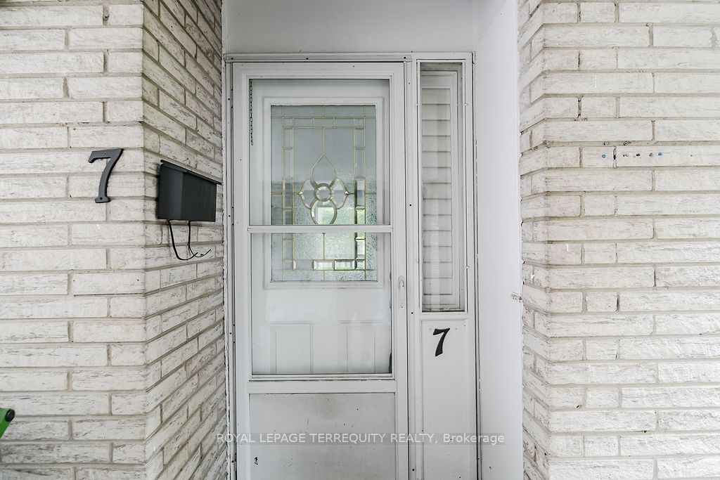 91 Rameau Drive 7 Property Photo 8