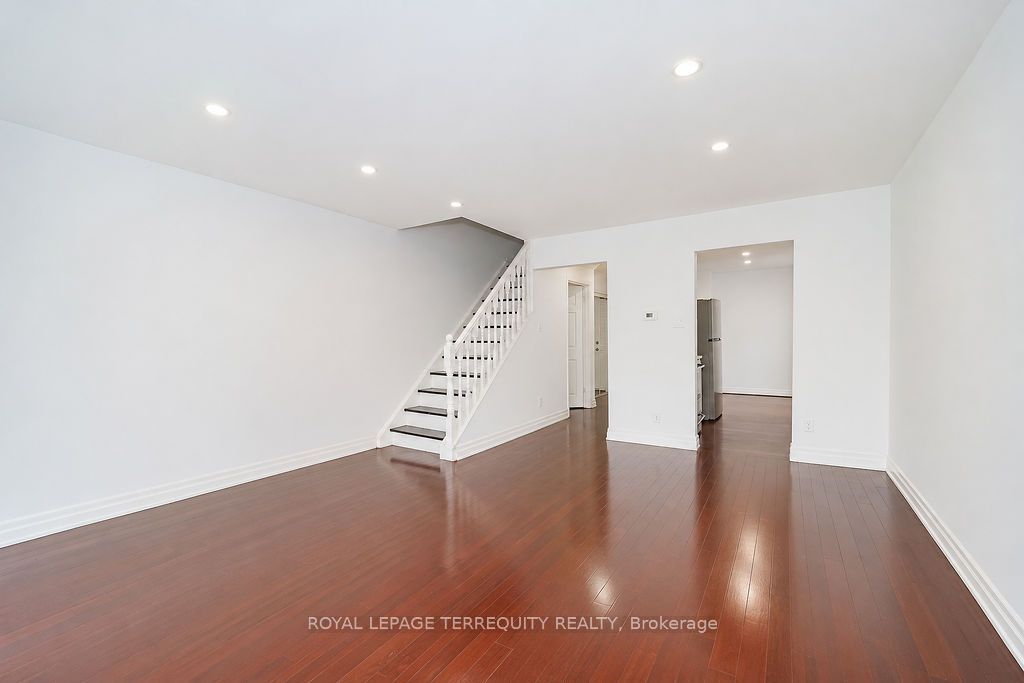 91 Rameau Drive 7 Property Photo 14