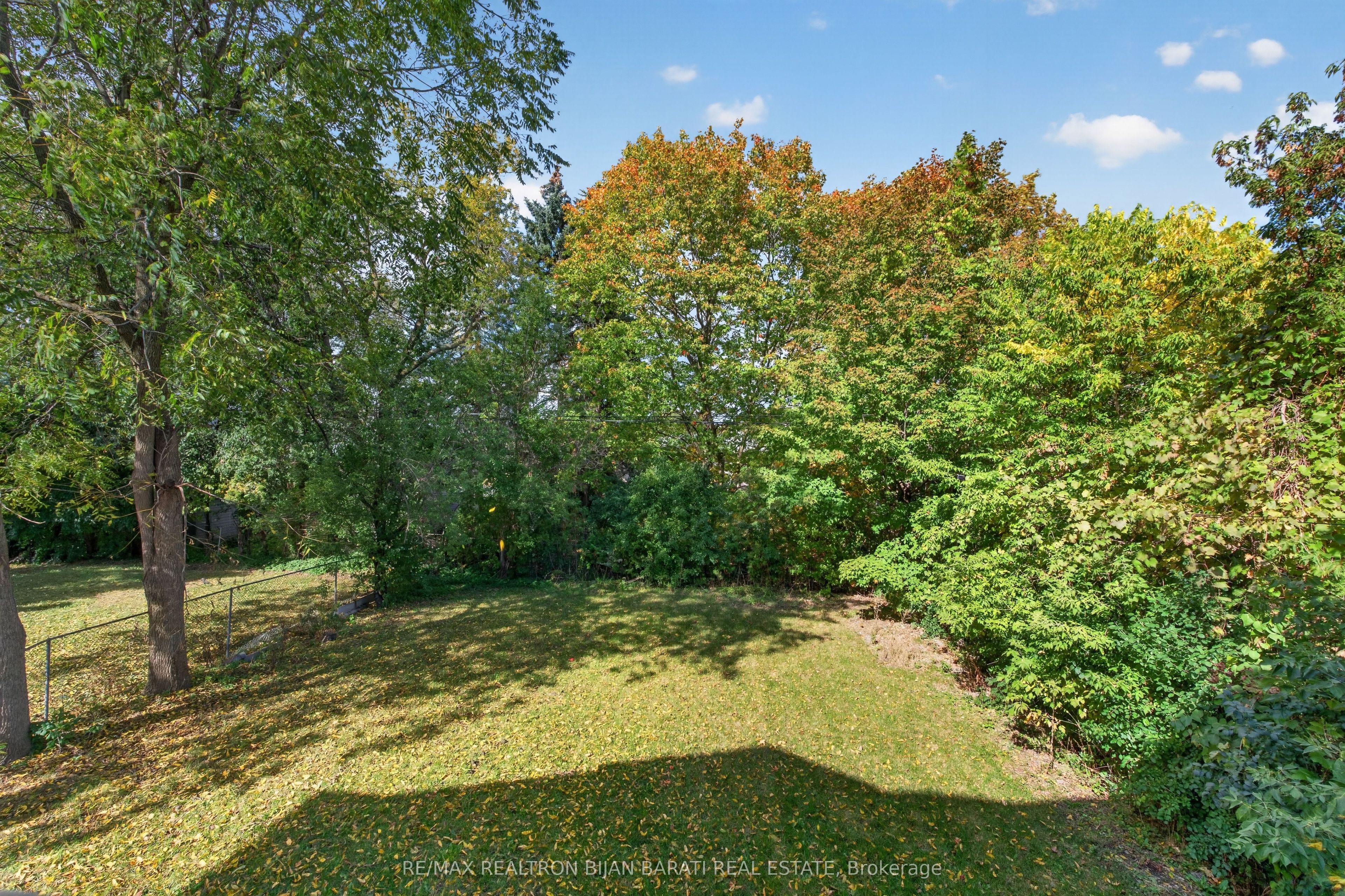 130 Pemberton Avenue Property Photo 39