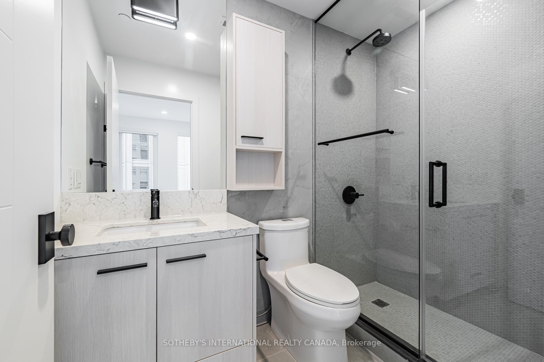 30 Mutual Street E2501 Property Photo 19