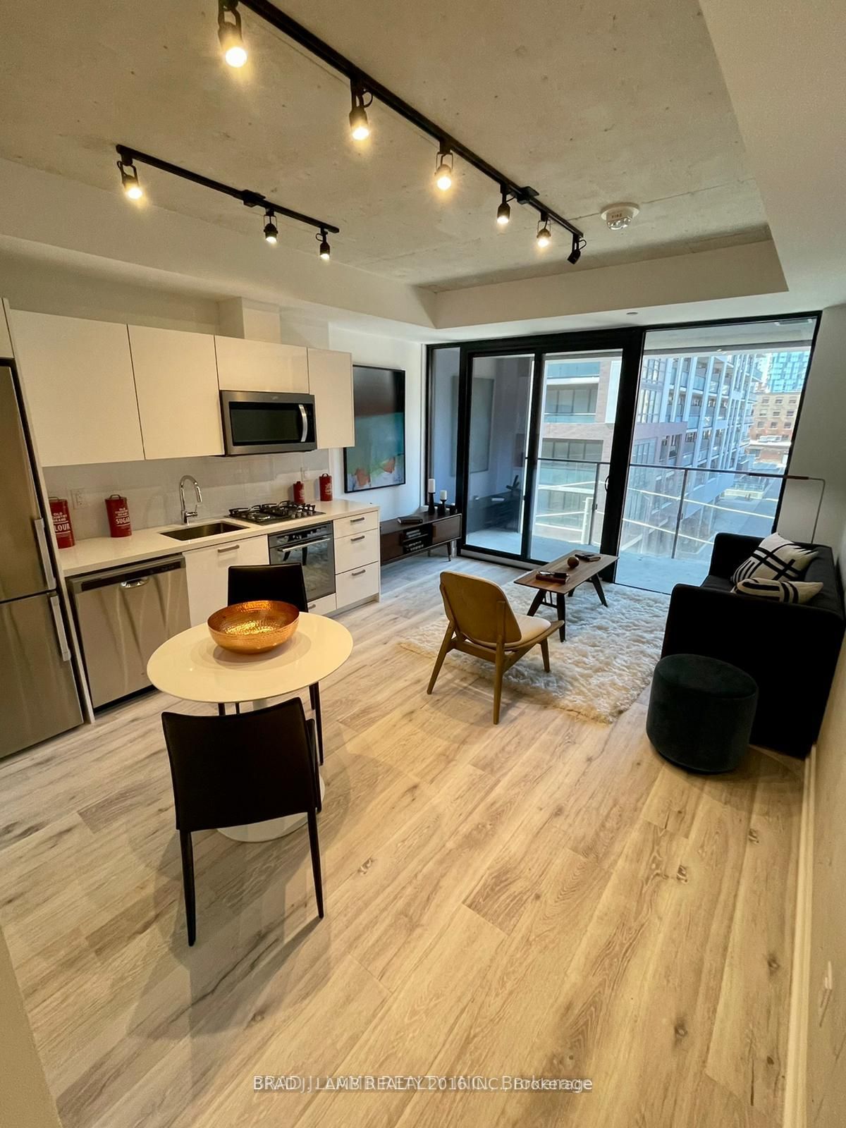 55 Ontario Street 411 Property Photo 1