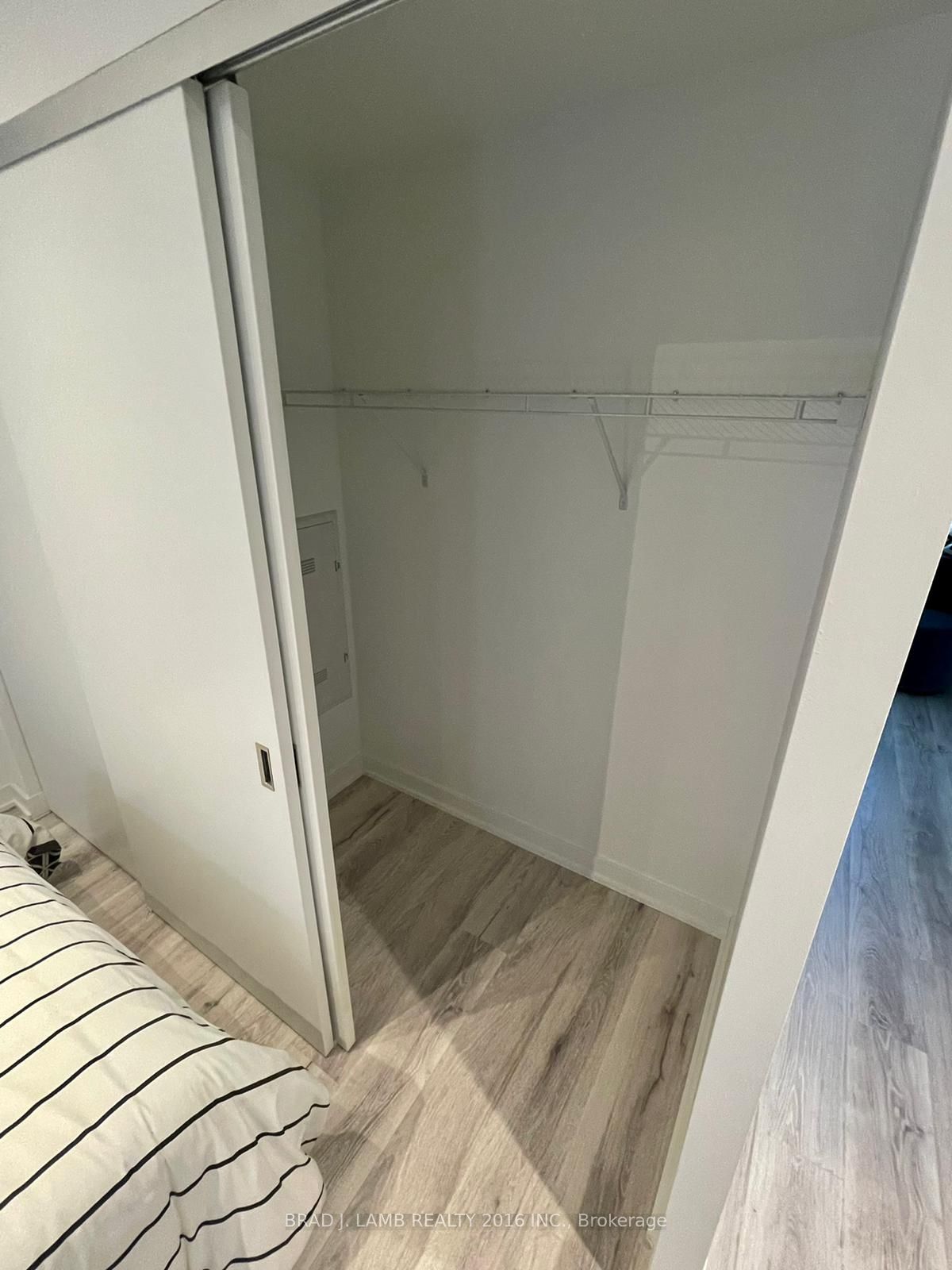 55 Ontario Street 411 Property Photo 6