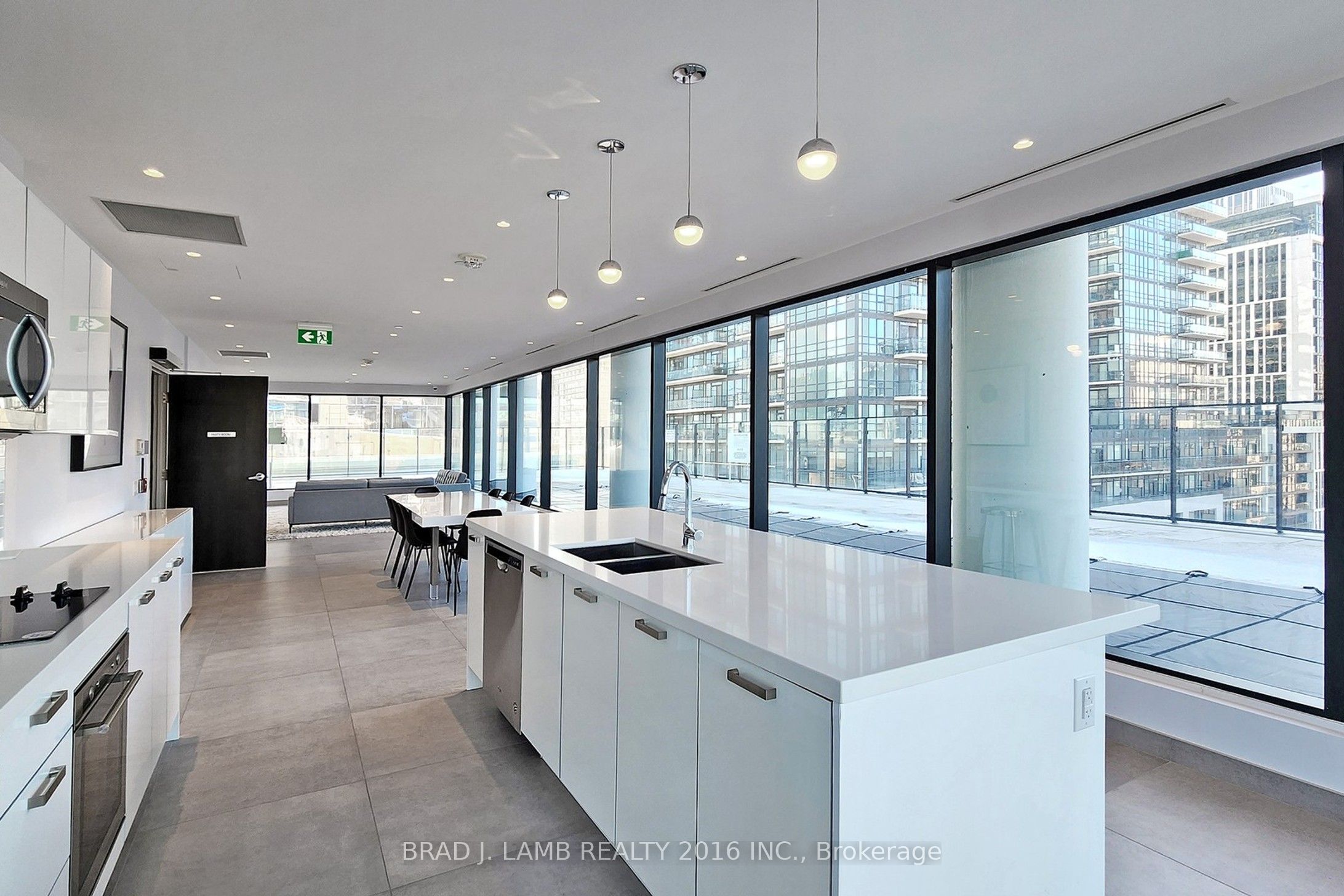 55 Ontario Street 305 Property Photo 30