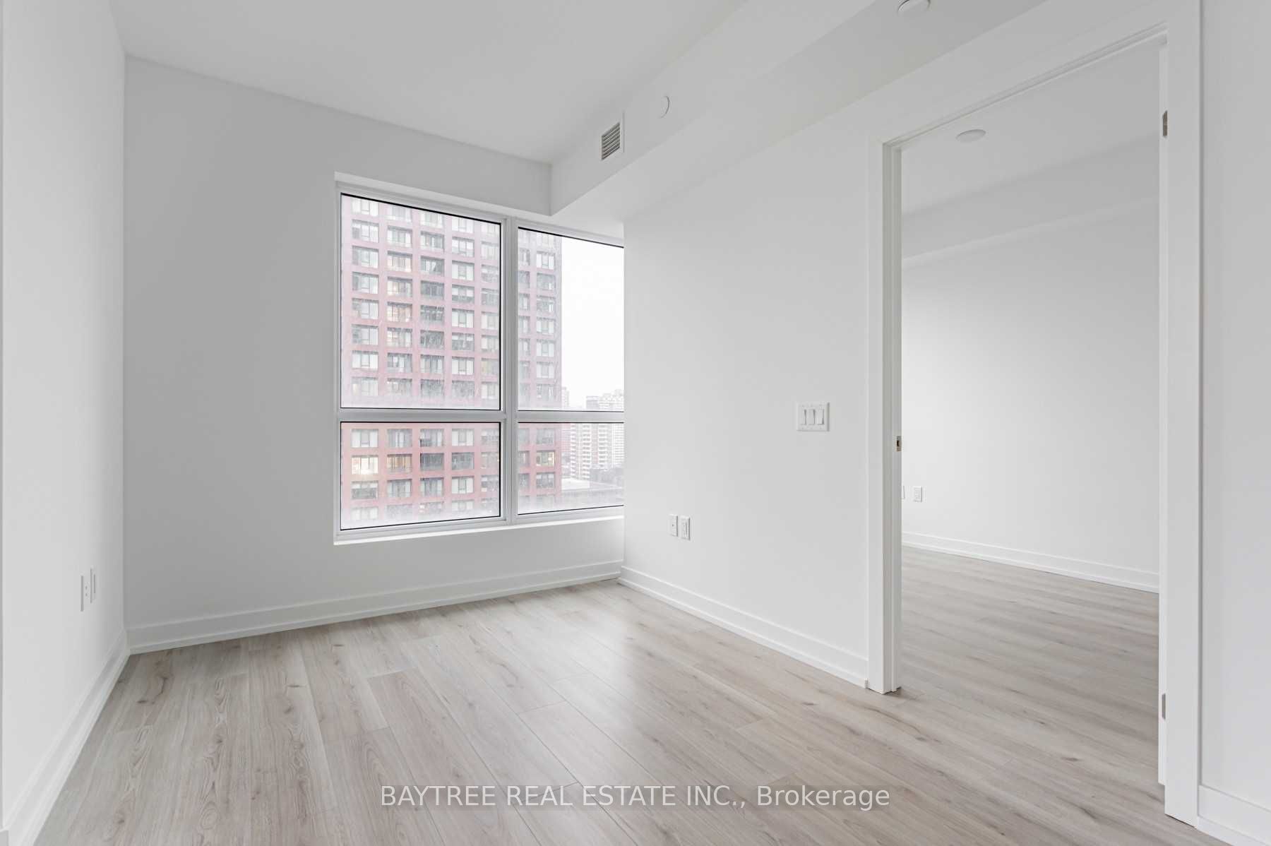395 Bloor Street E 1611 Property Photo 4