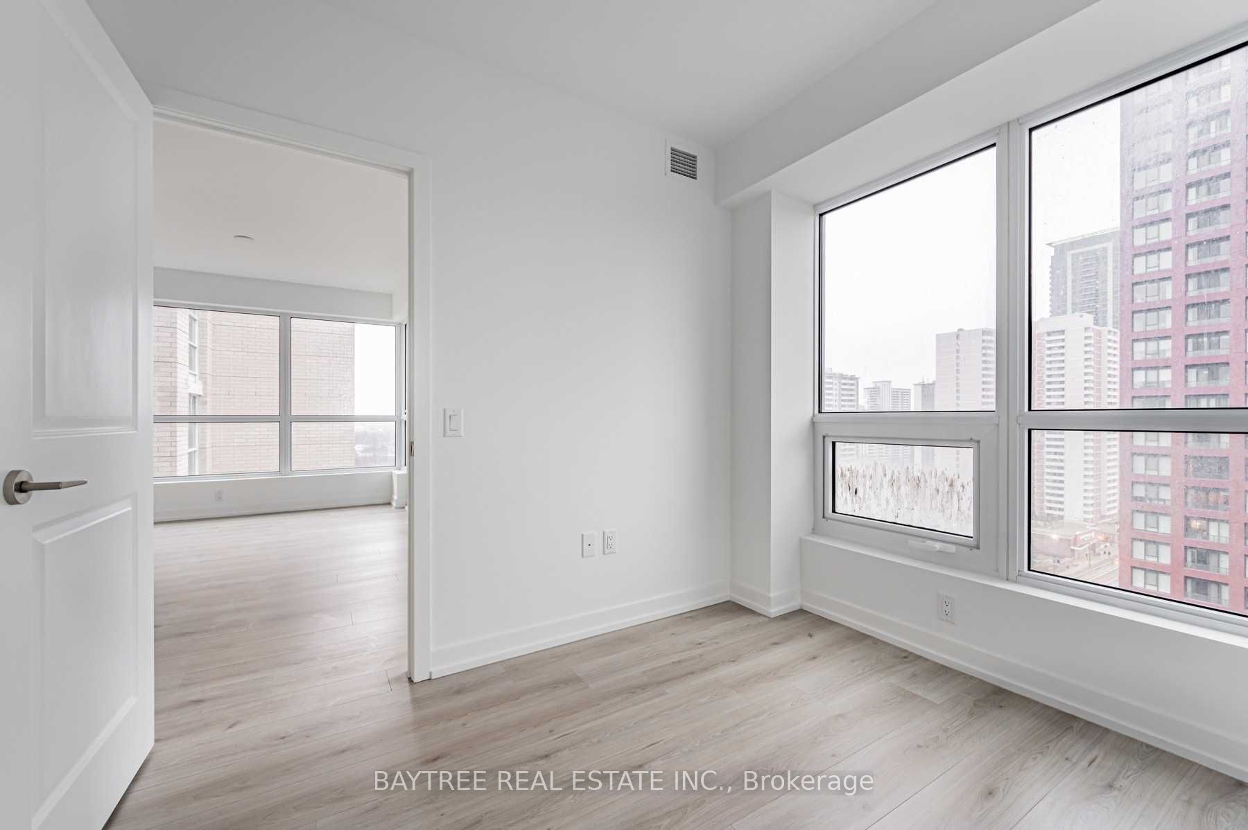 395 Bloor Street E 1611 Property Photo 15