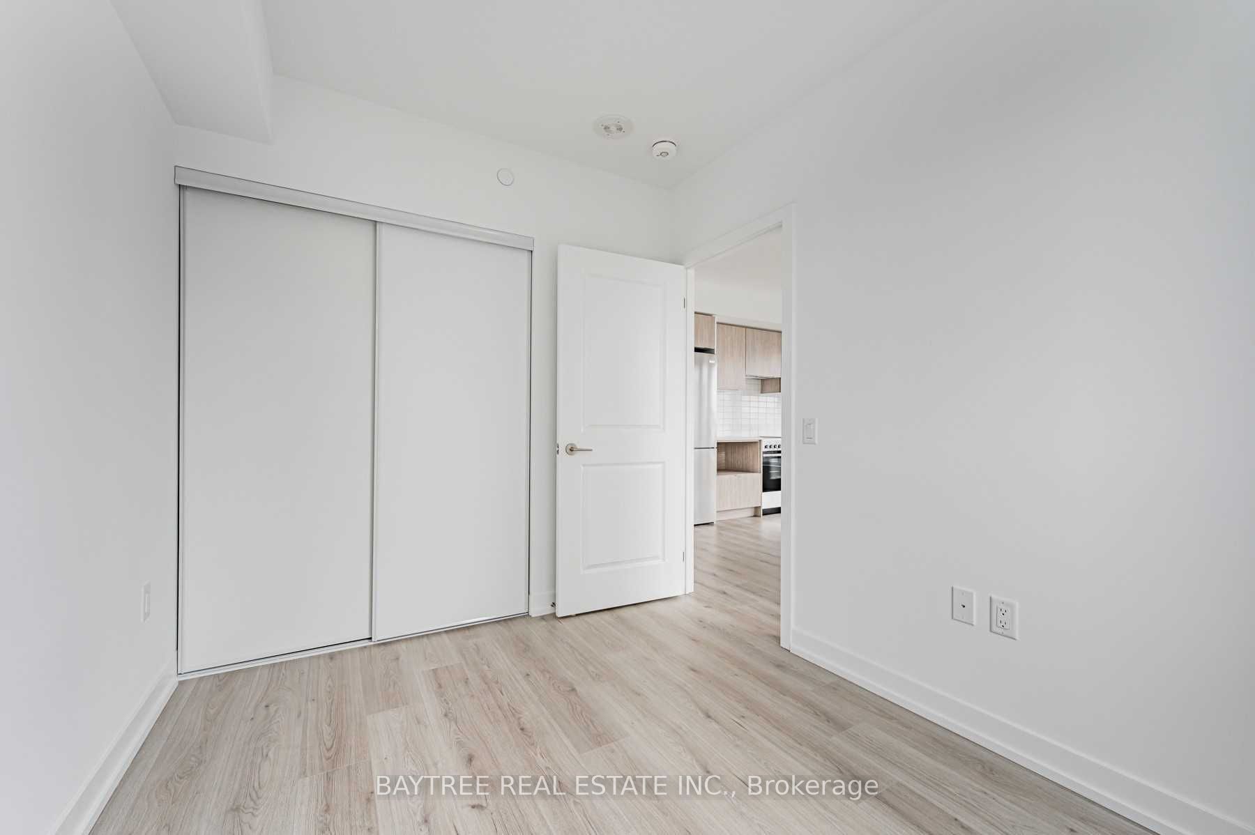 395 Bloor Street E 1611 Property Photo 16