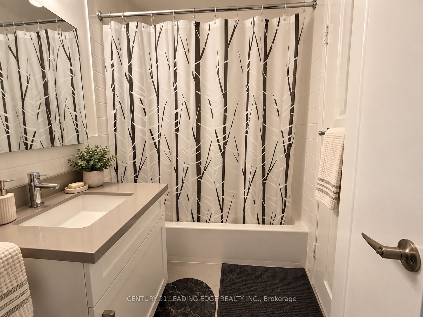 80 Heath Street 209 Property Photo 11