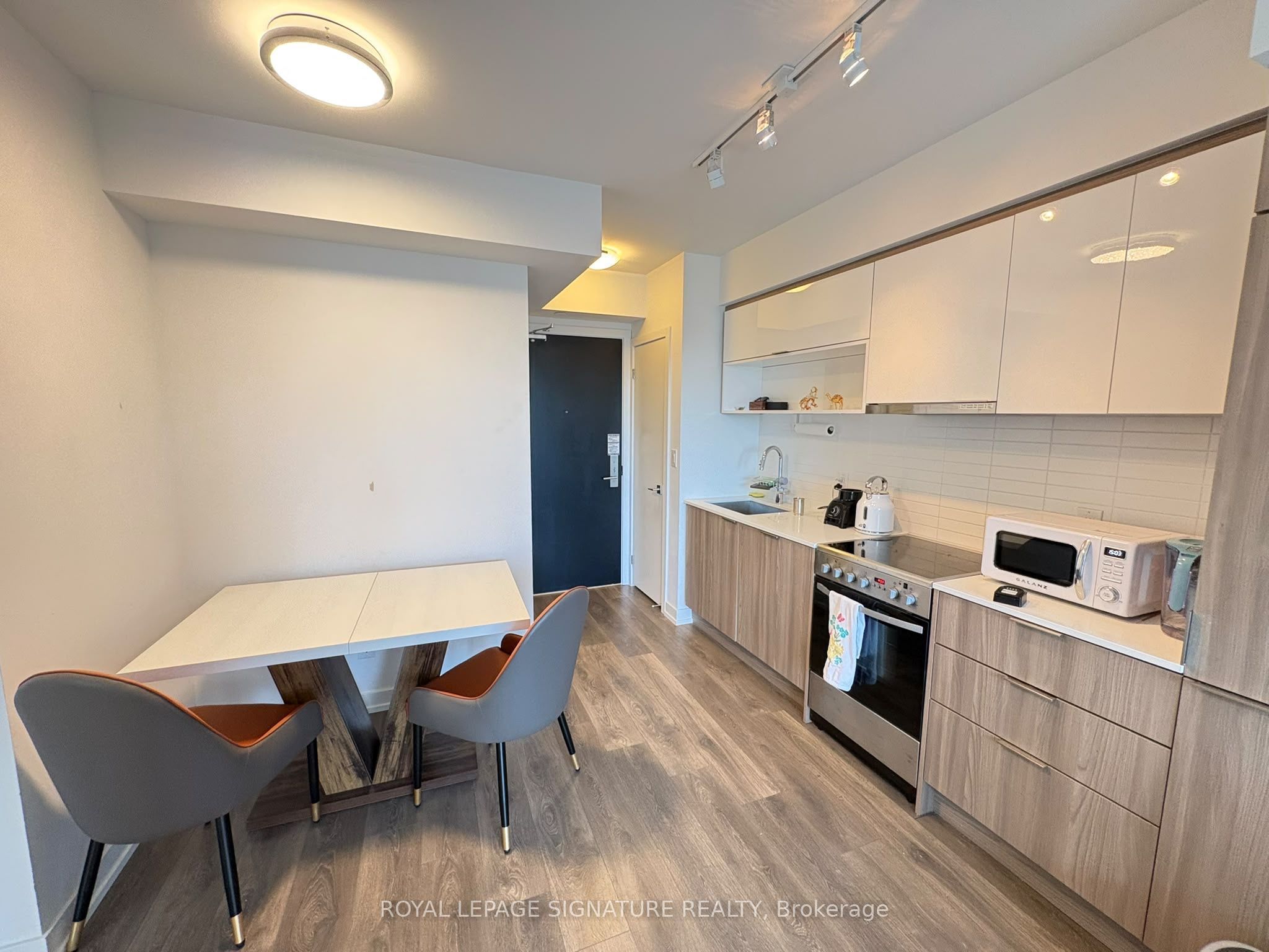 159 Wellesley Street 2210 Property Photo 8