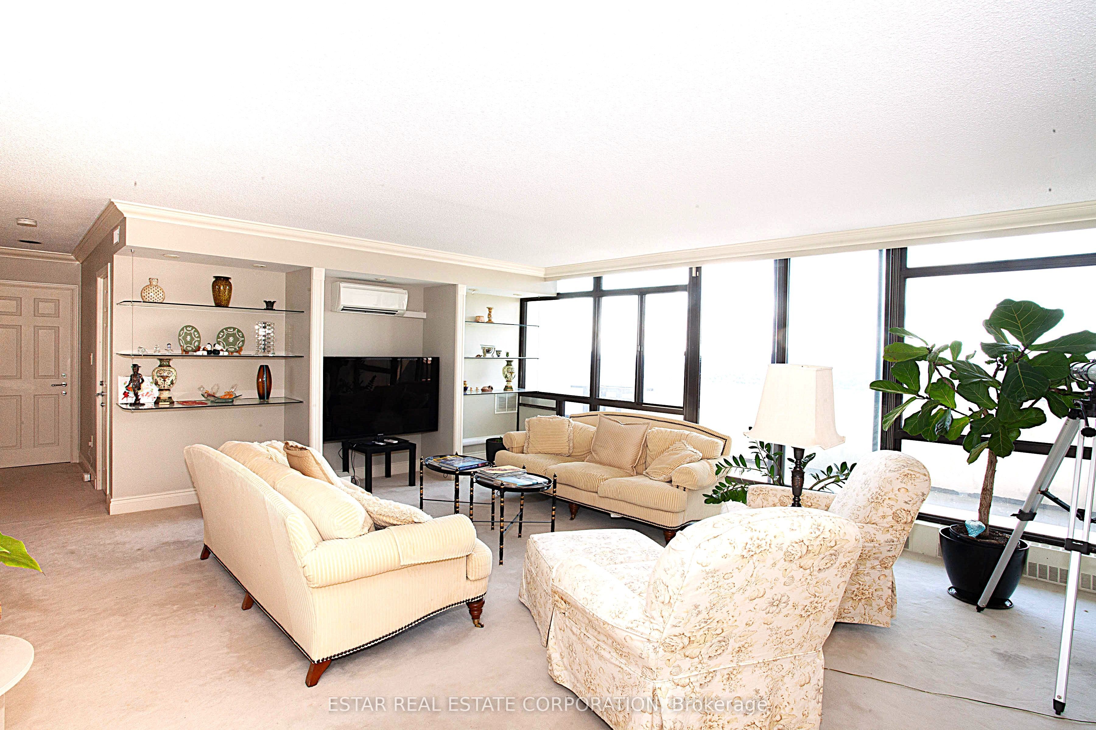 3300 Don Mills Road Ph09 Property Photo 5