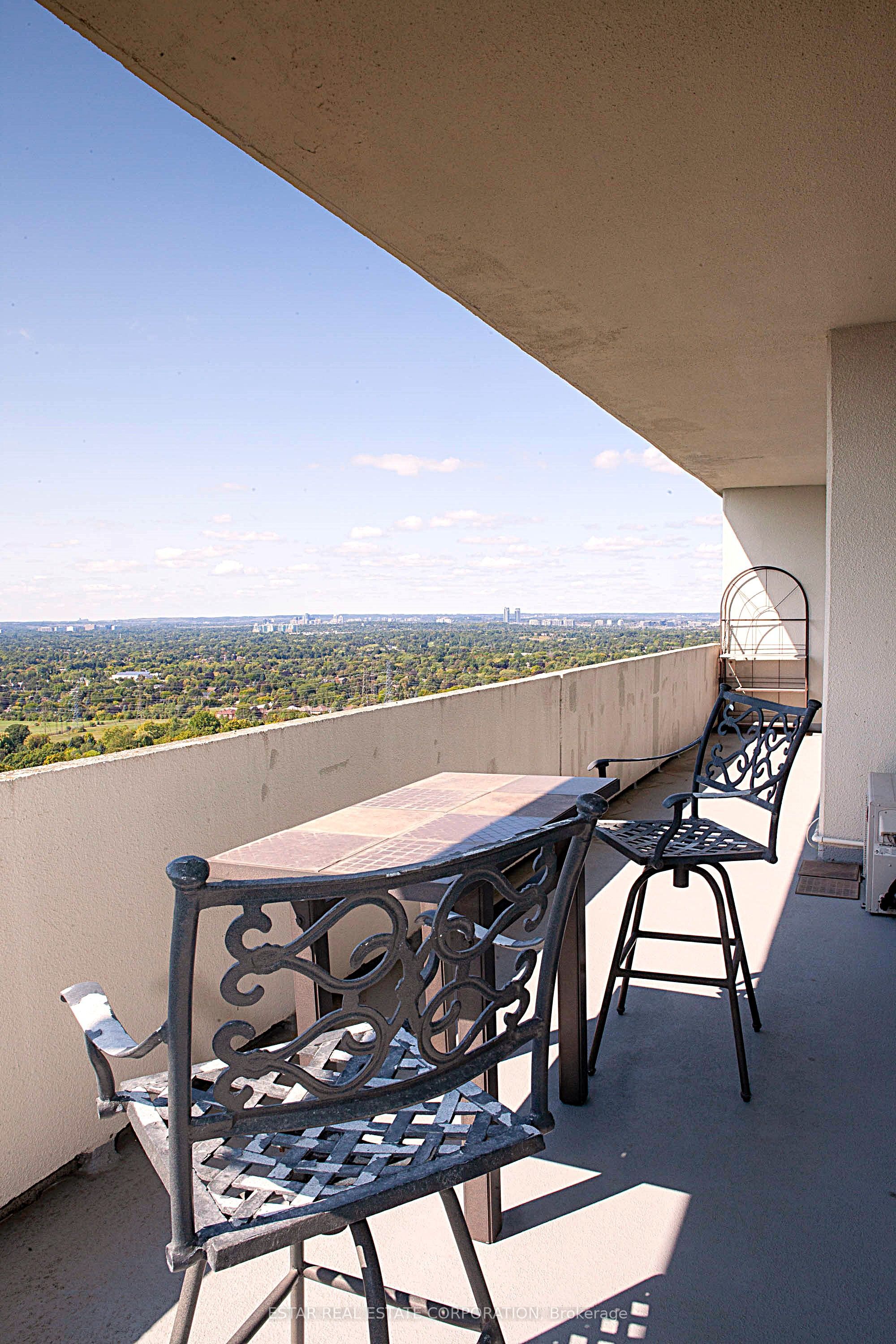 3300 Don Mills Road Ph09 Property Photo 24