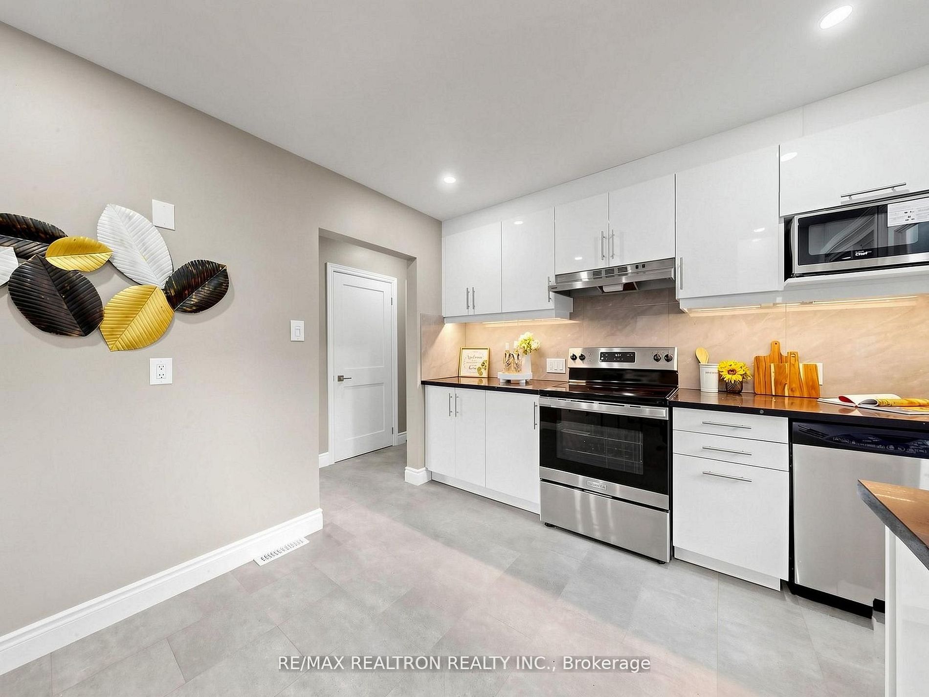 56 Ternhill Crescent Property Photo 13