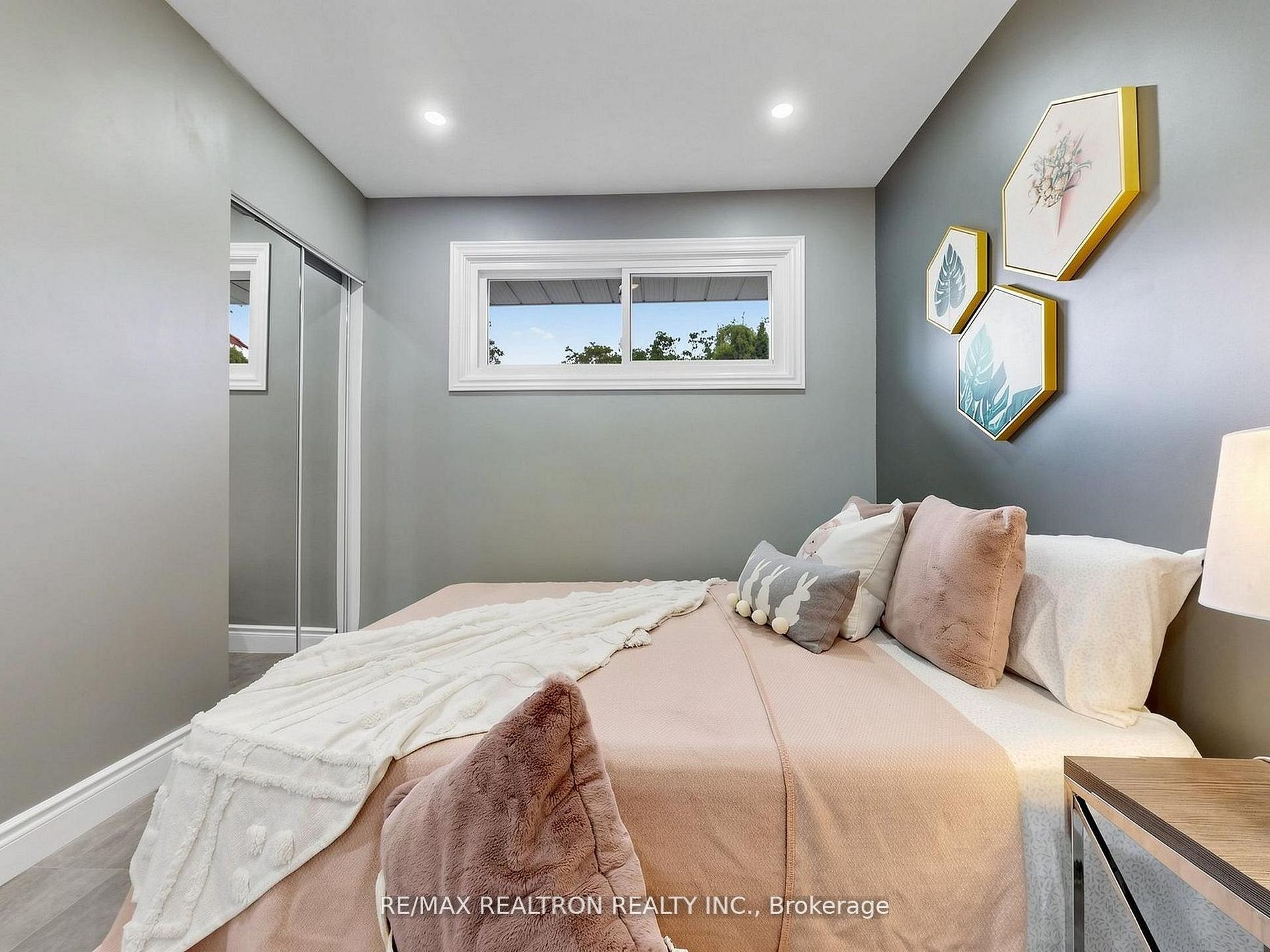 56 Ternhill Crescent Property Photo 24
